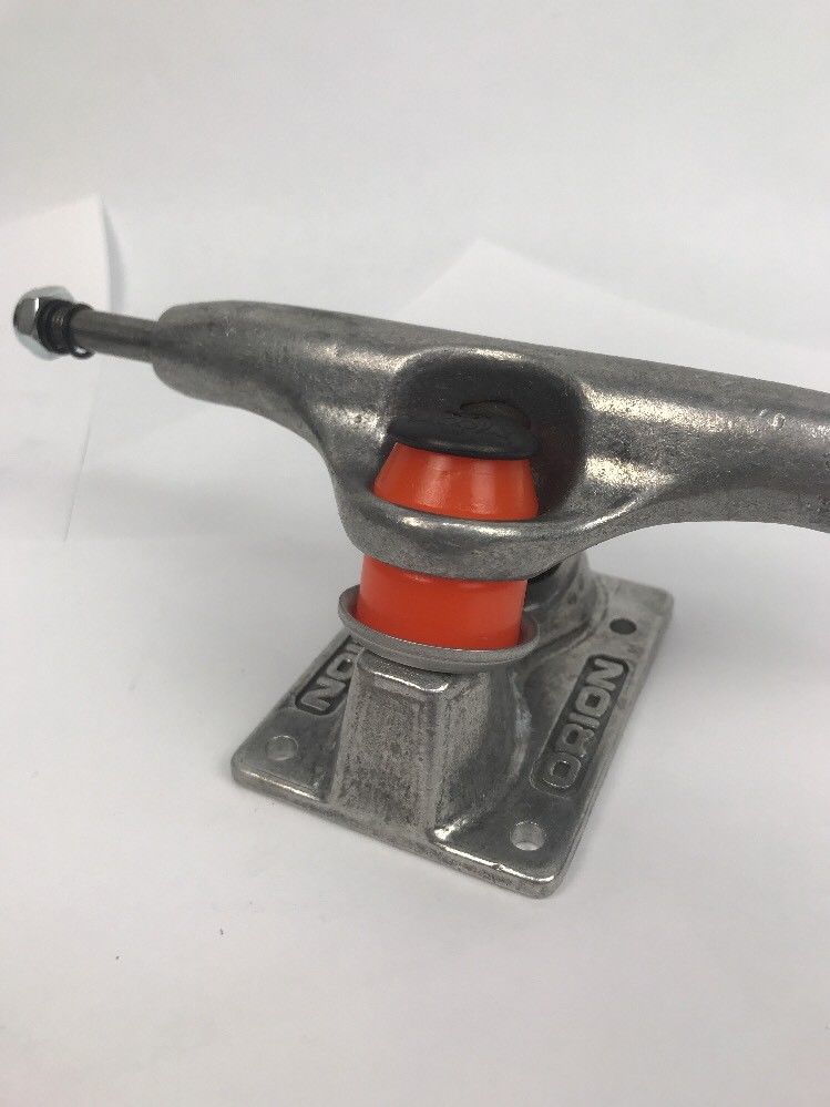 Kreper Grind King Old School Vintage Skateboard with Independent Trucks & Allen Key - Perfect for Street Skating and Retro Style