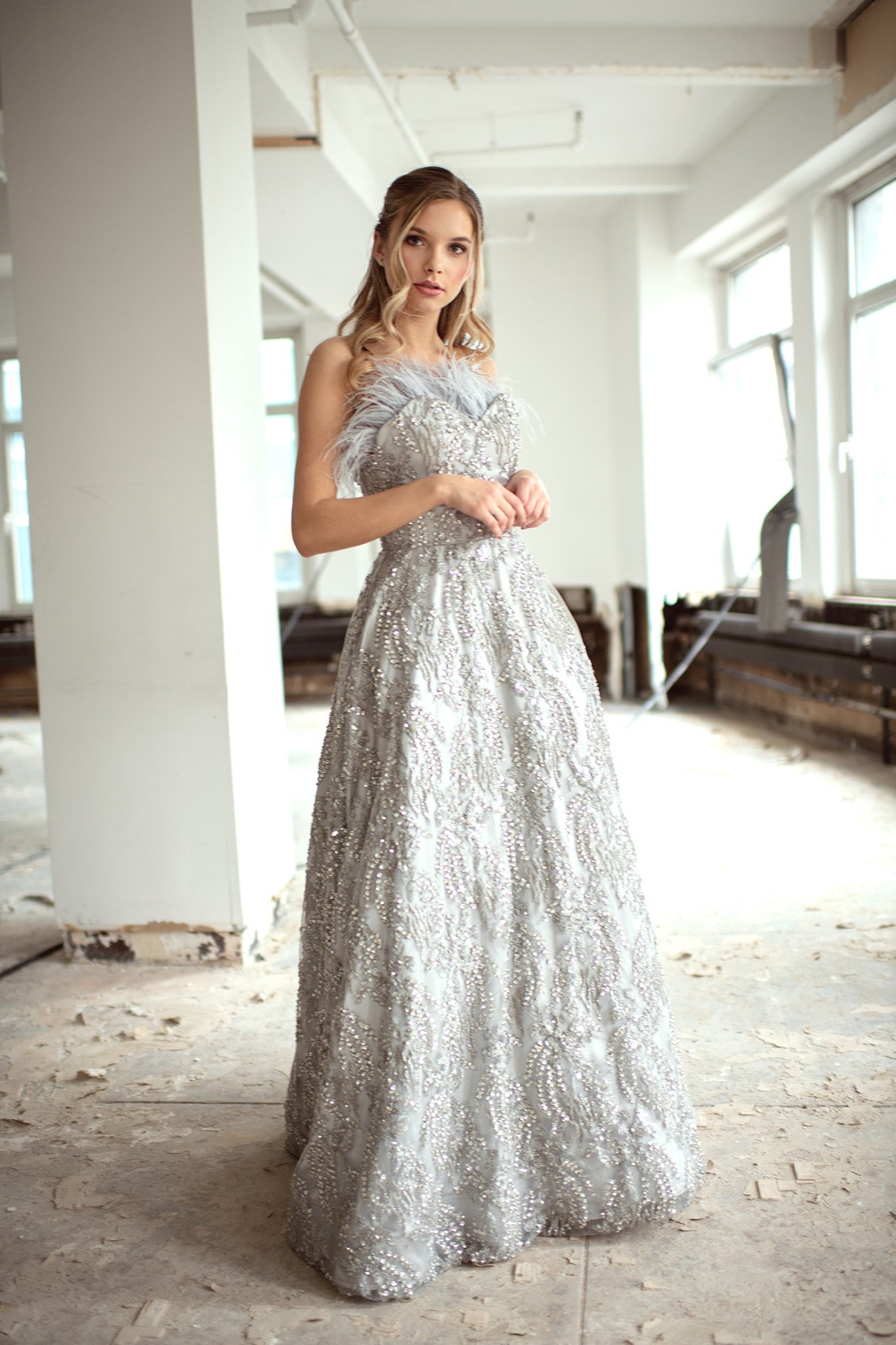 Elegant Shoulderless Sequin Lace Gown for Women - Sexy Evening Dress for Prom, Party & Special Occasions
