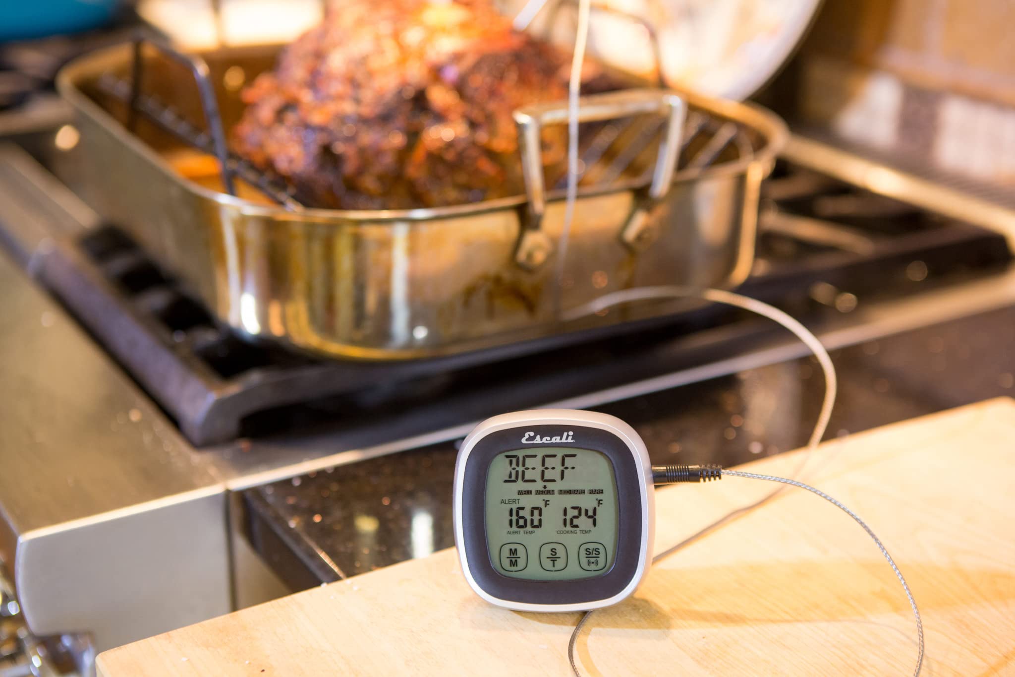 San Jamar Escali Digital Touch Screen Thermometer & Timer - Black | Perfect for Cooking, Baking, and Food Safety in Kitchens & Restaurants