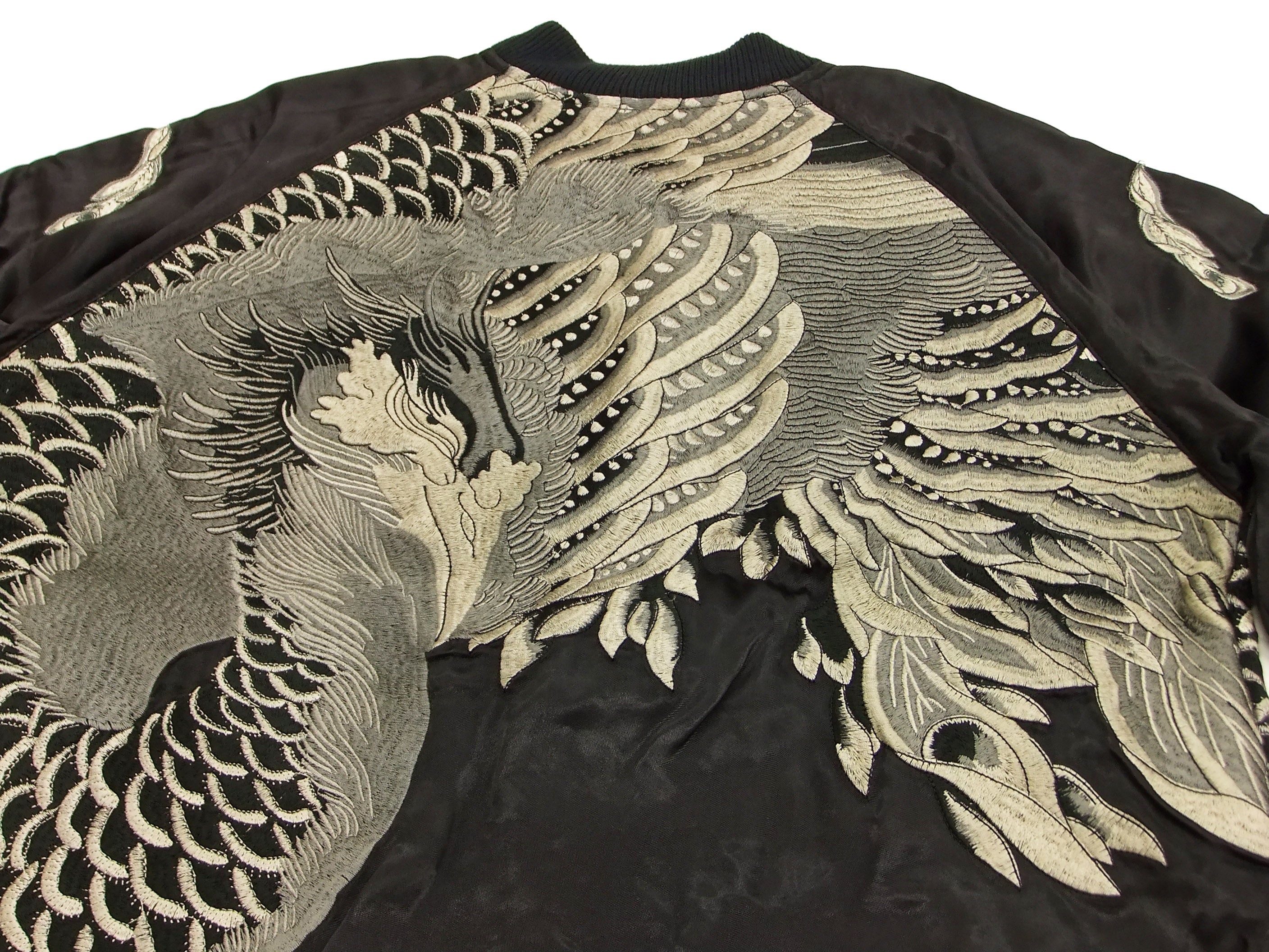 Japanese Phoenix Sukajan Jacket for Men - Vintage Souvenir Bomber with Embroidered Design - Perfect for Streetwear, Cosplay & Casual Fashion