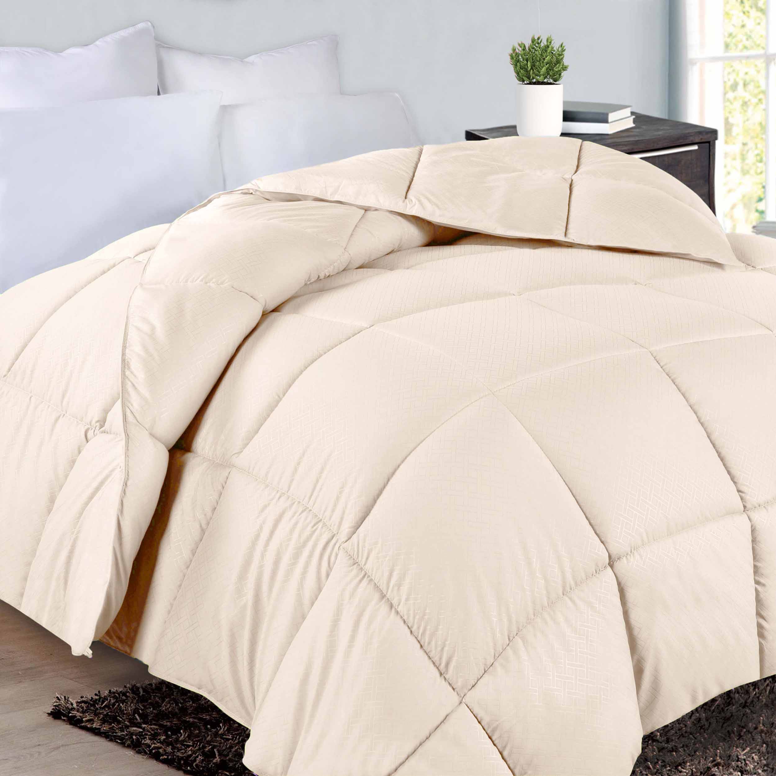 Luxury Basketweave Plush Down Alternative Comforter - Hypoallergenic & Breathable All-Season Bedding for Master Bedroom, Guest Room & Dorm