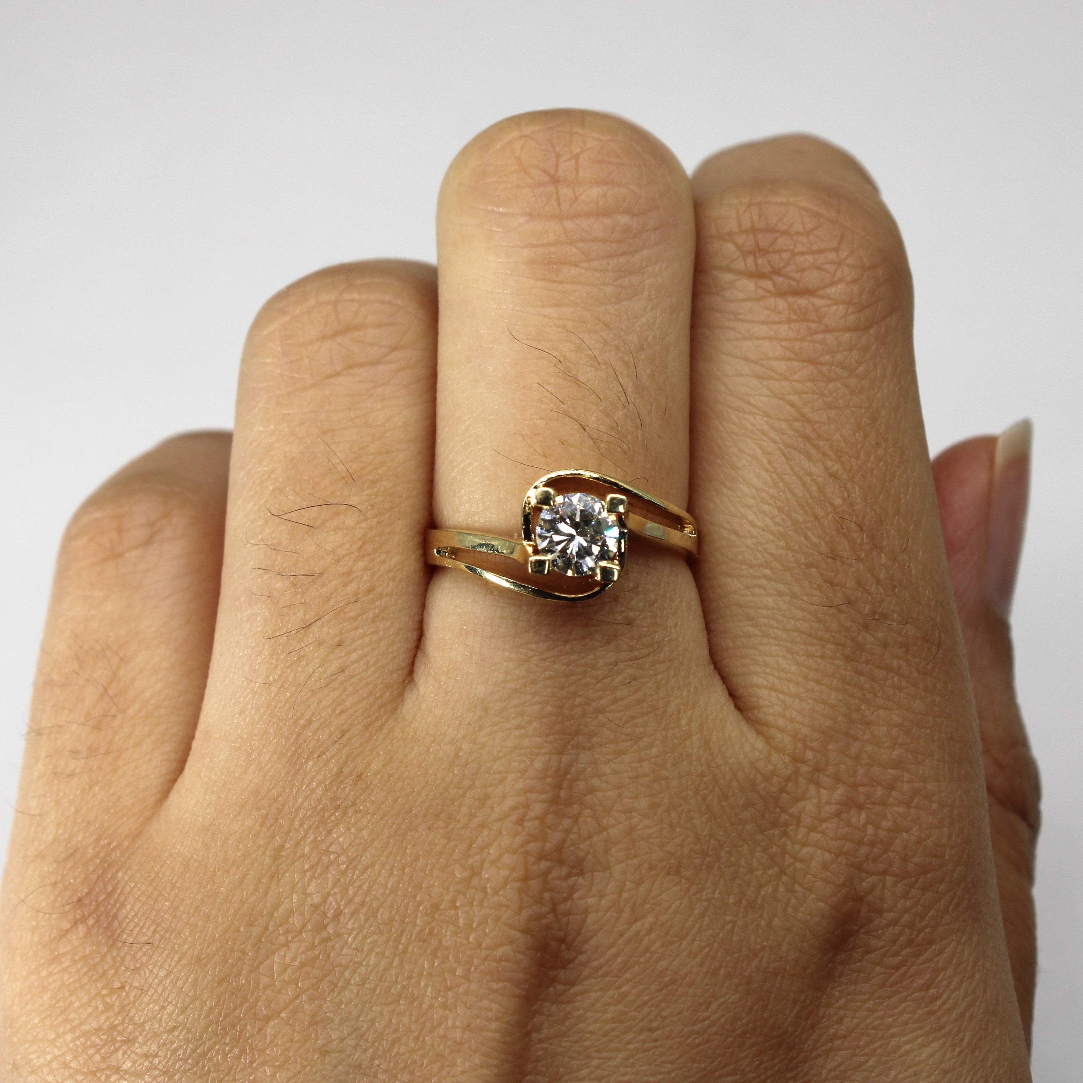 0.60ct Bypass Solitaire Diamond Ring - Size 6.5 - Elegant Engagement & Wedding Jewelry for Women - Perfect for Proposals, Anniversaries & Special Occasions