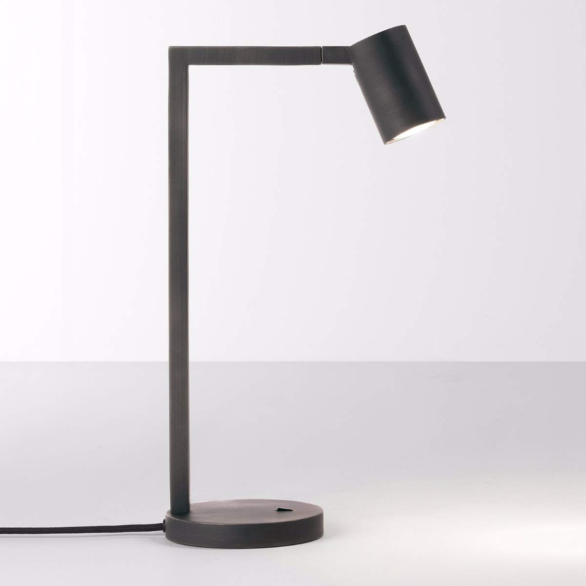 3W LED Table Lamp - Modern Bedside & Desk Light with On/Off Switch, Black - Perfect for Reading, Studying, and Bedroom Nightstand Lighting