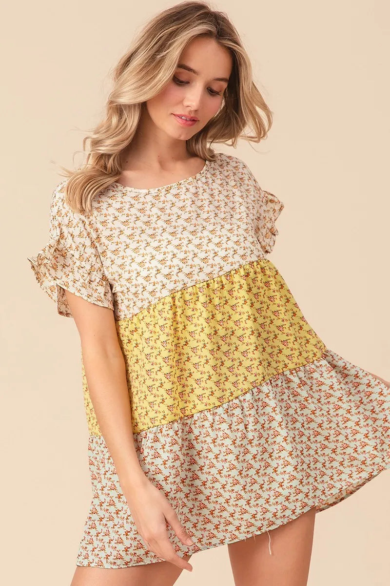 BiBi Floral Printed Woven Color Block Tiered Blouse - Women's Fashion Boho Chic Tunic Top for Casual Wear, Summer Outfits & Beach Vacations