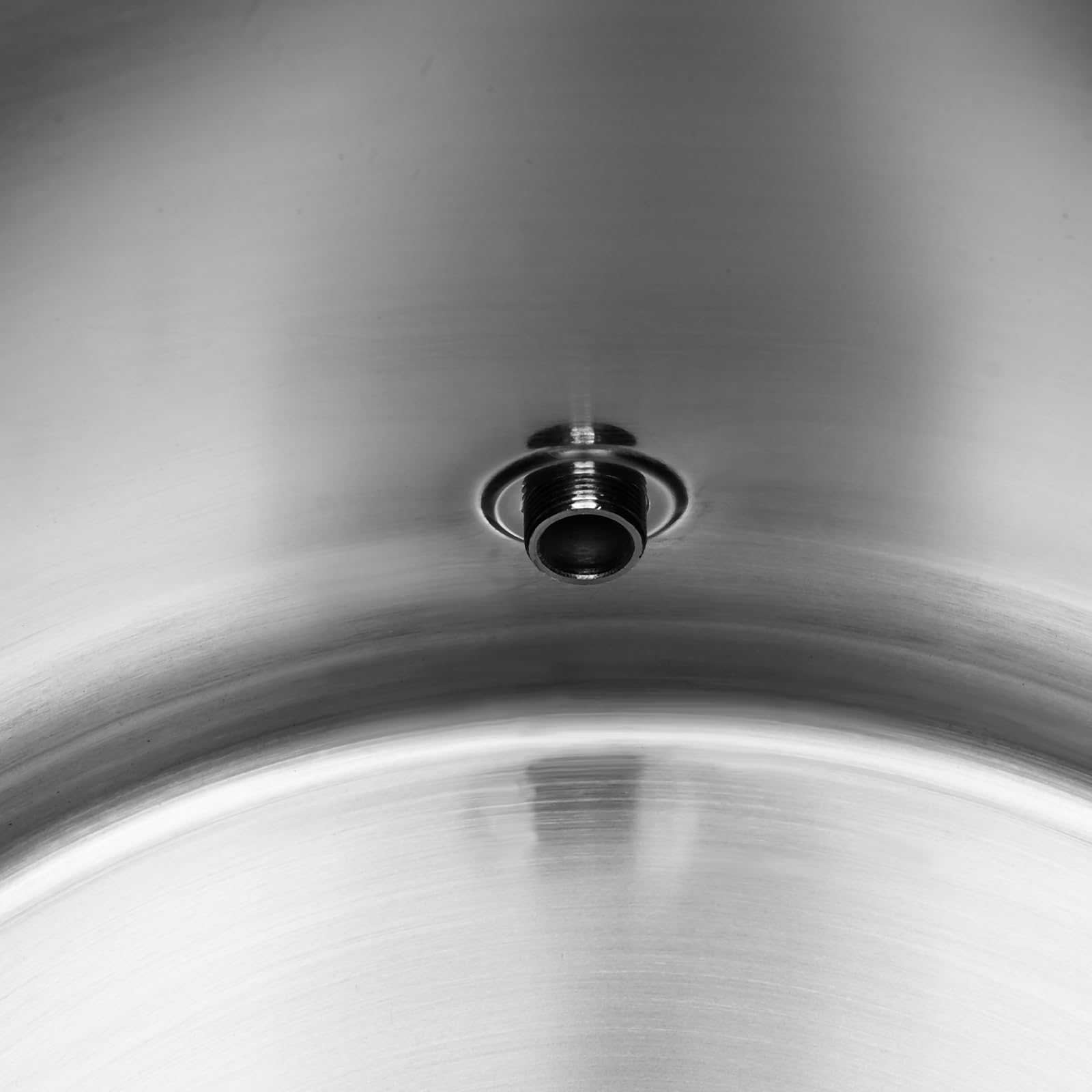 40L/10.57Gal Stainless Steel Milk Can with Faucet & Lid - Food Grade Liquid Storage Container for Milk, Wine, Oil & Grains - Durable Transport Jug with 2 Handles - Perfect for Farm, Brewery, Restaurant & Home Use