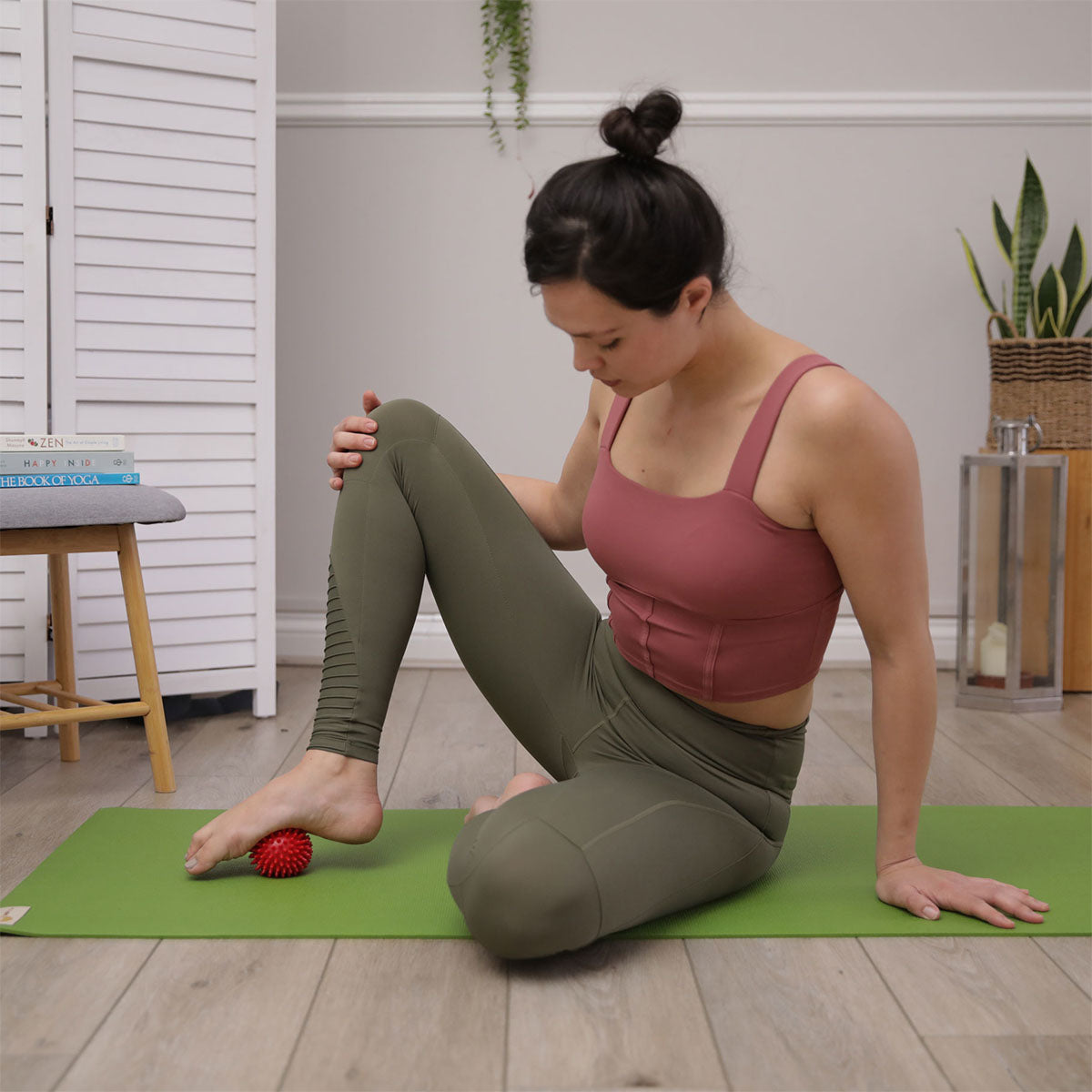 MAD Fitness Spikey Massage Ball for Muscle Recovery & Deep Tissue Relief - Perfect for Athletes, Yoga, and Post-Workout Therapy