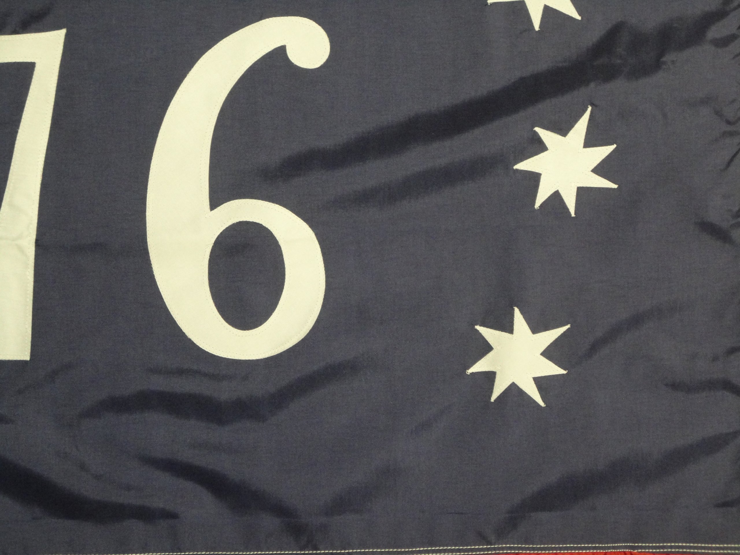 Bennington Spirit of '76 Indoor/Outdoor Sewn Nylon Flag with Brass Grommets - 5' x 8' - Patriotic American Revolution Decor for Home, Garden & Historical Events