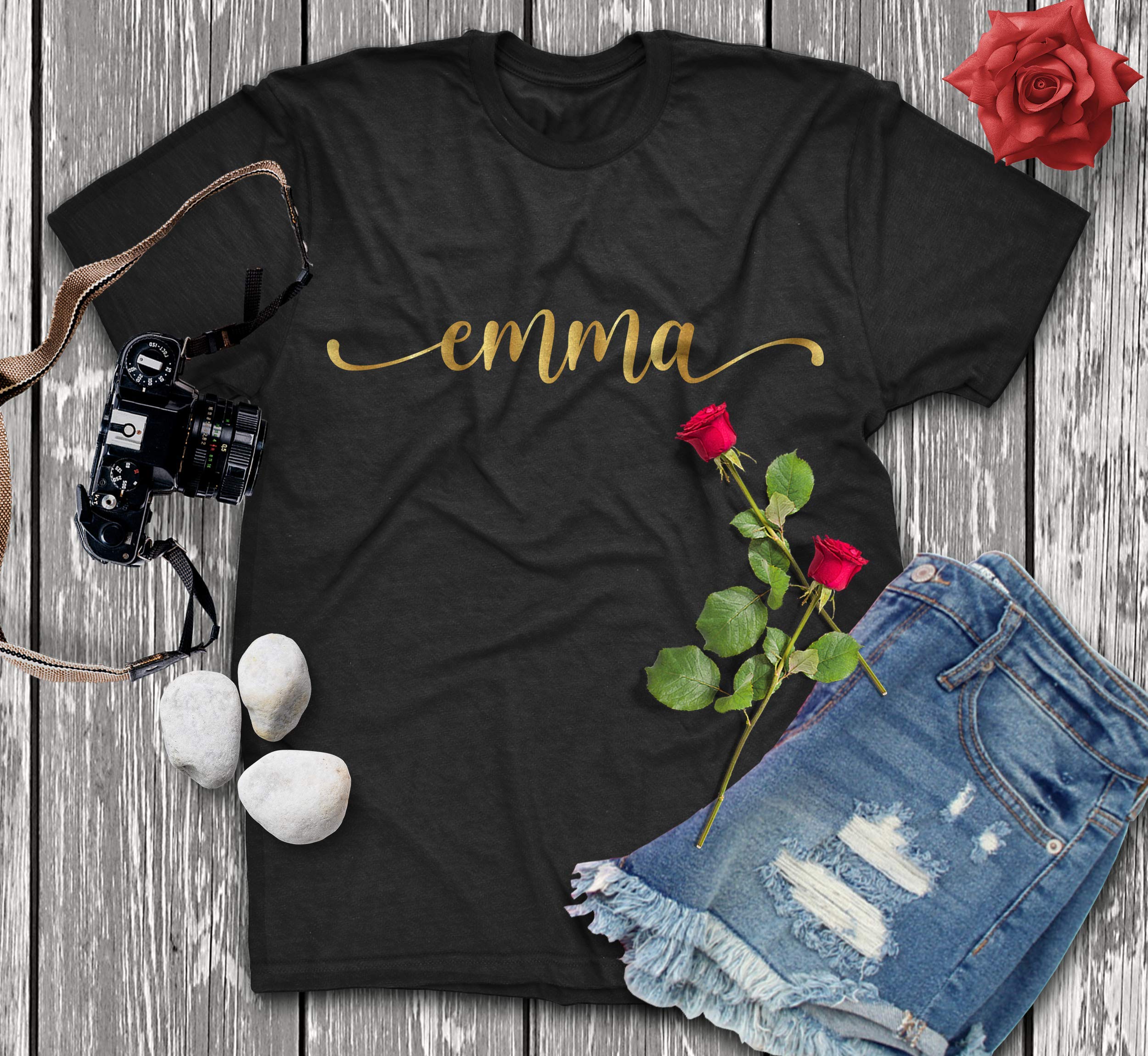 Custom Name Shirt - Personalized Grandma, Aunt, Best Friend & Sister T-Shirt - Perfect for Family Reunions, Birthday Gifts & Special Occasions