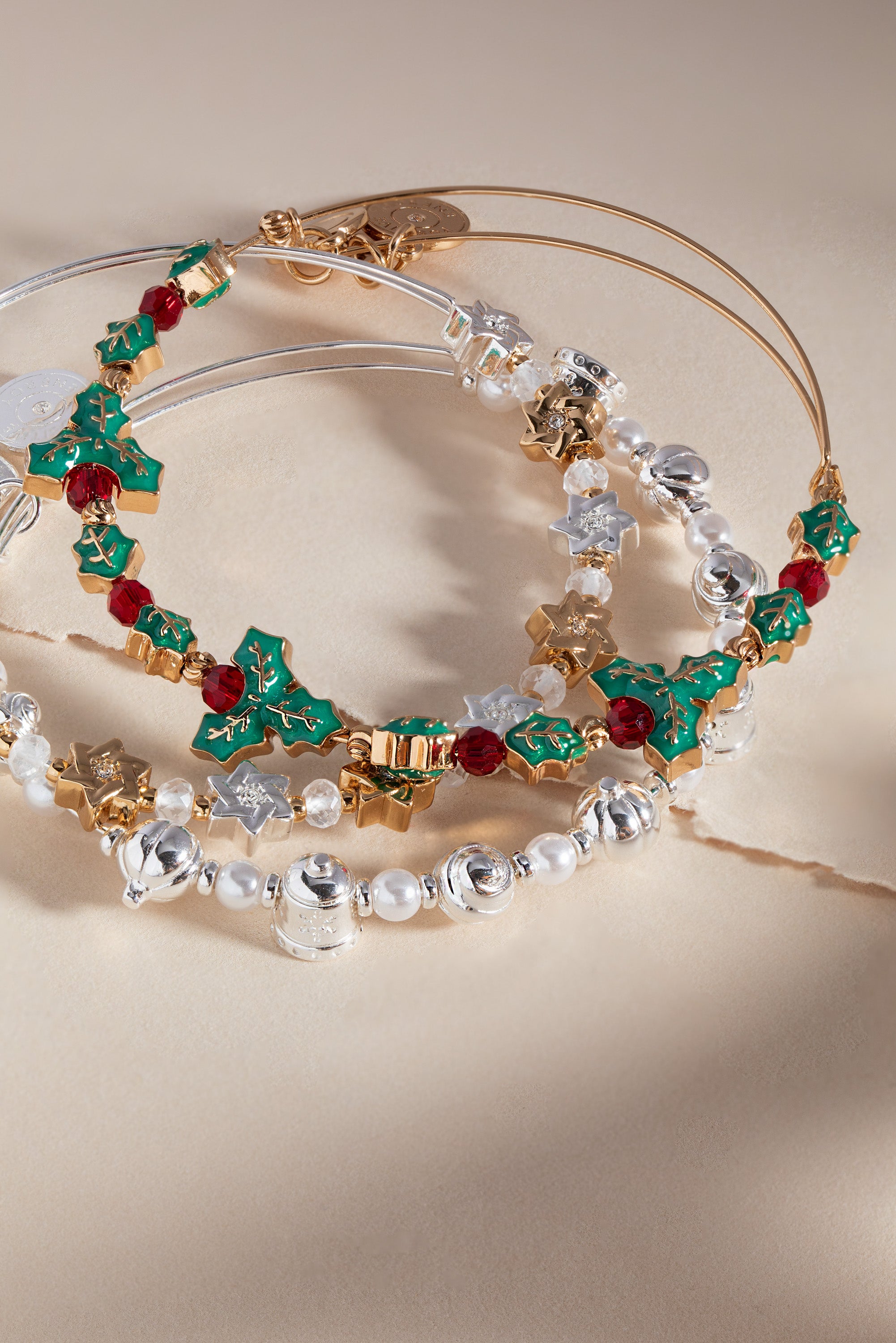 Holiday Holly Beaded Bangle Bracelet - Christmas Party Jewelry for Women - Perfect for Festive Gatherings & Gift Giving