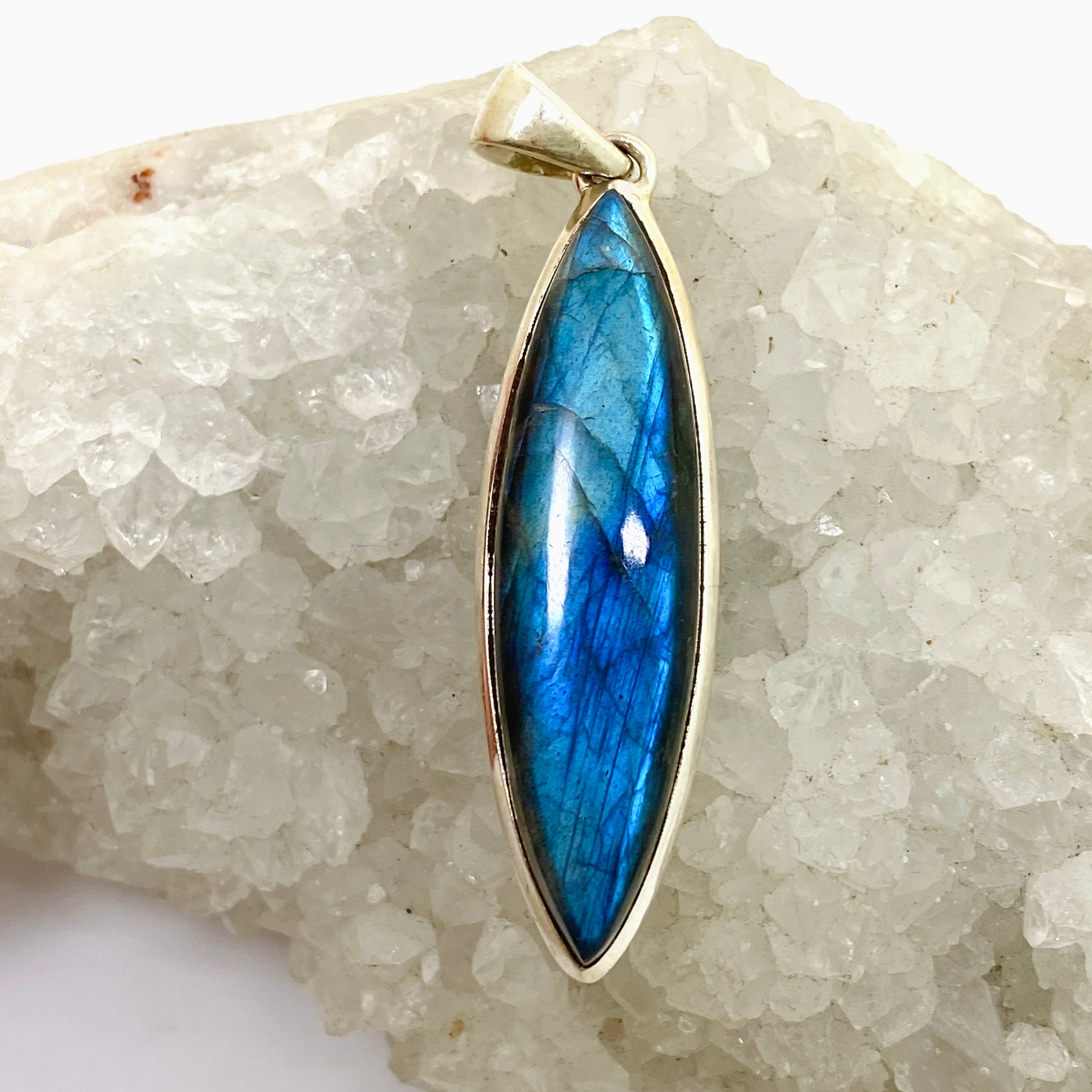 Natural Labradorite Marquise Cabochon Pendant Necklace - PPGJ1054 | Healing Crystal Jewelry for Meditation & Energy Work