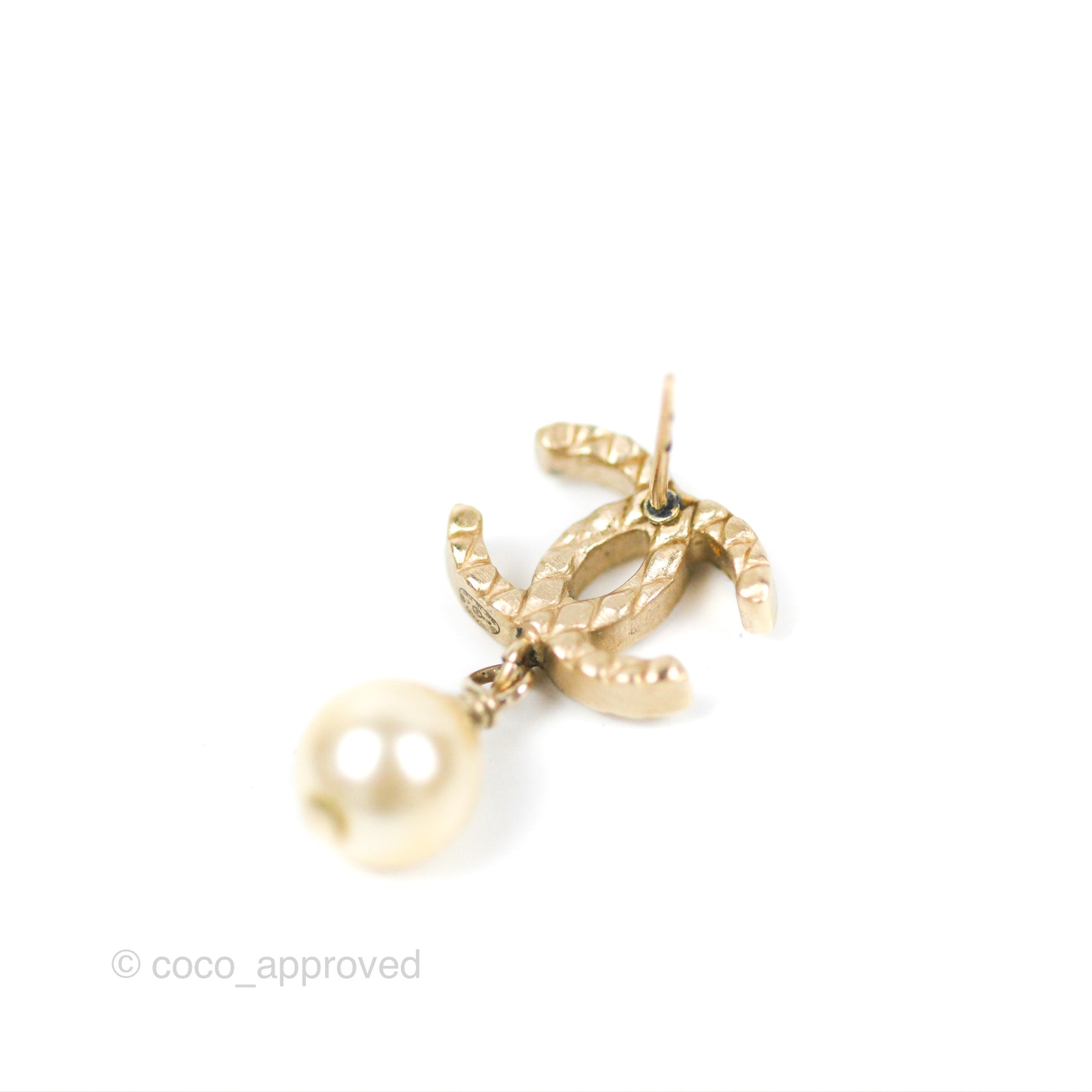 Chanel CC Pearl Drop Earrings in Gold Tone - 10A Size | Luxury Fashion Jewelry for Women | Perfect for Parties, Weddings & Special Occasions