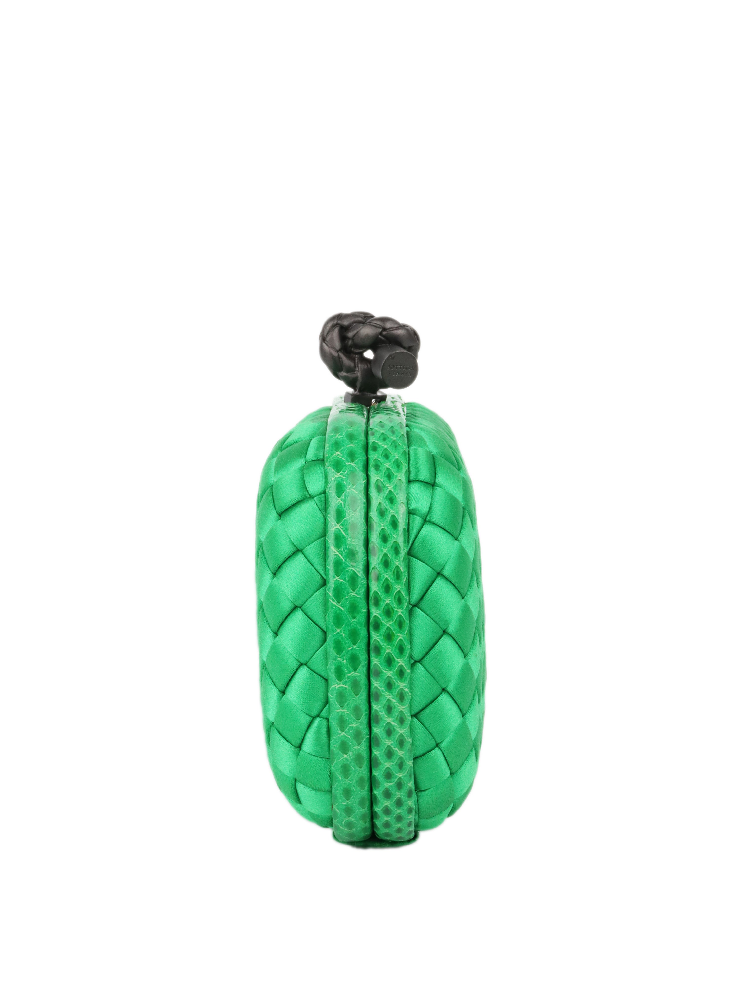 Bottega Veneta Green Intrecciato Leather Clutch Bag for Women | Luxury Designer Handbag for Evening Parties, Weddings & Special Occasions