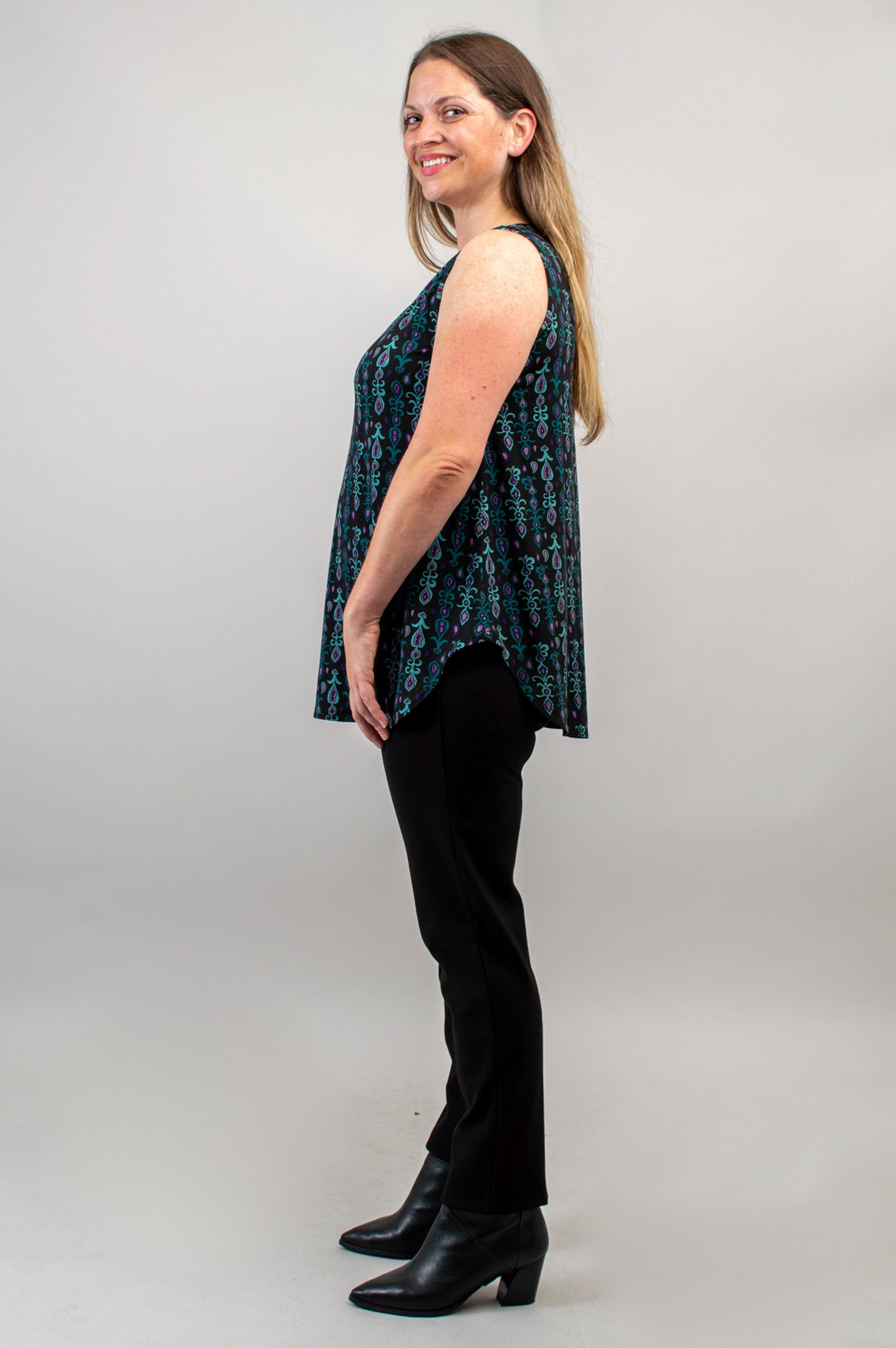 Stylish Jazz Tank Top with Jewel Embellishments & Bamboo Fabric - Perfect for Concerts, Parties & Summer Outfits - Final Sale