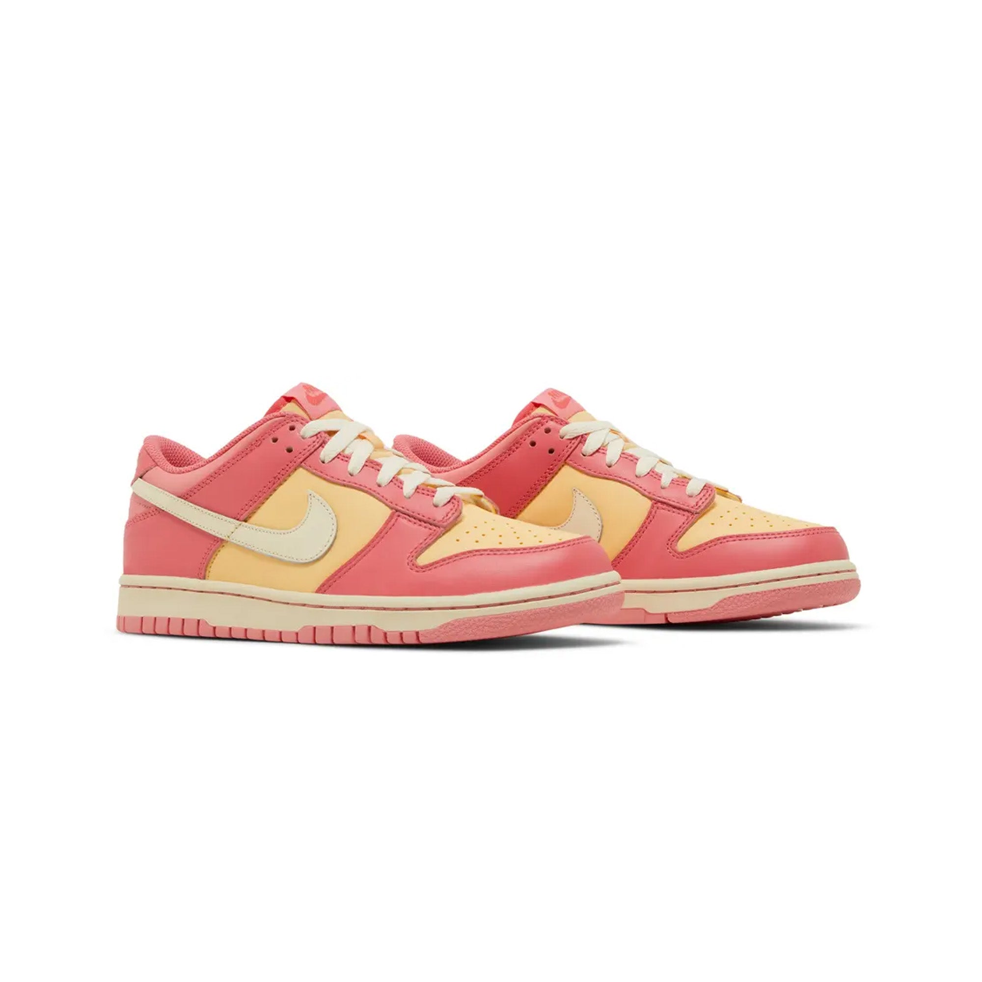 Nike Dunk Low 'Strawberry Peach Cream' GS Sneakers (2023) - Women's Retro Basketball Shoes for Casual Wear & Street Fashion