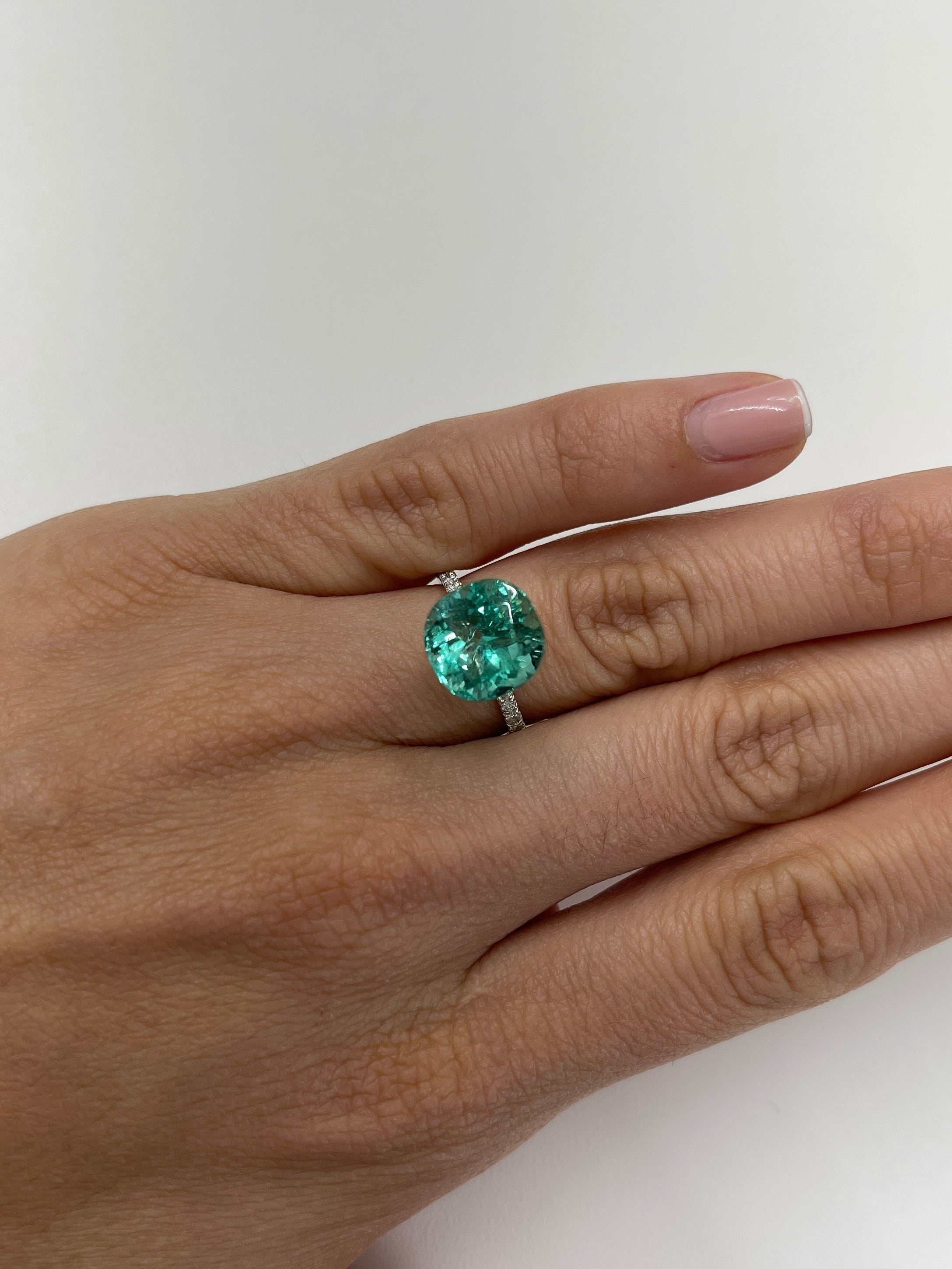6.38 Carat 11x11mm Luminous Bluish-Green Natural Loose Colombian Emerald Cushion Cut Gemstone for Jewelry Making & Engagement Rings - Perfect for Custom Pendants, Earrings & Luxury Gifts