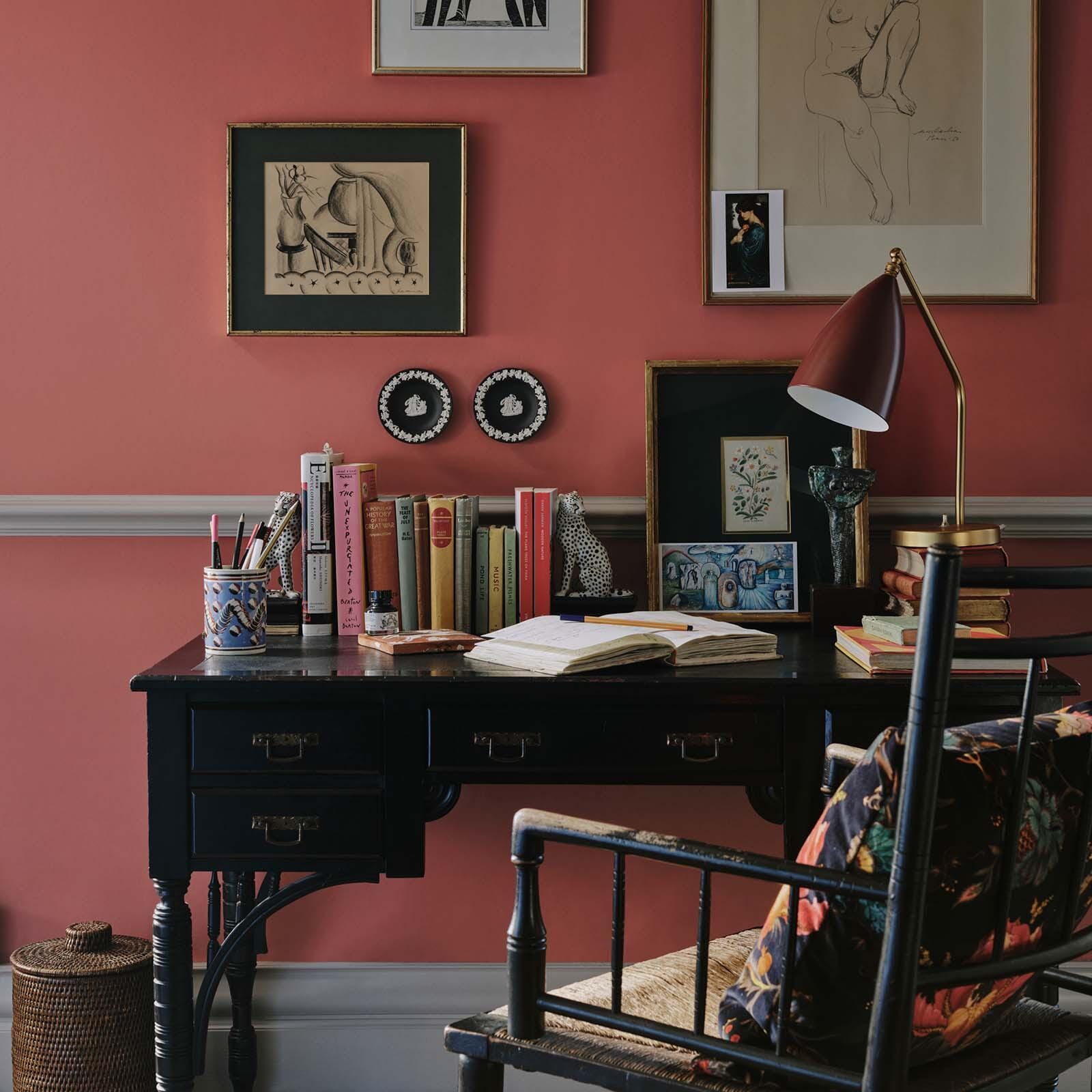 Amaranth Paint - 16 oz Premium Acrylic Paint for Artists & DIY Projects - Perfect for Canvas, Wood, and Home Decor