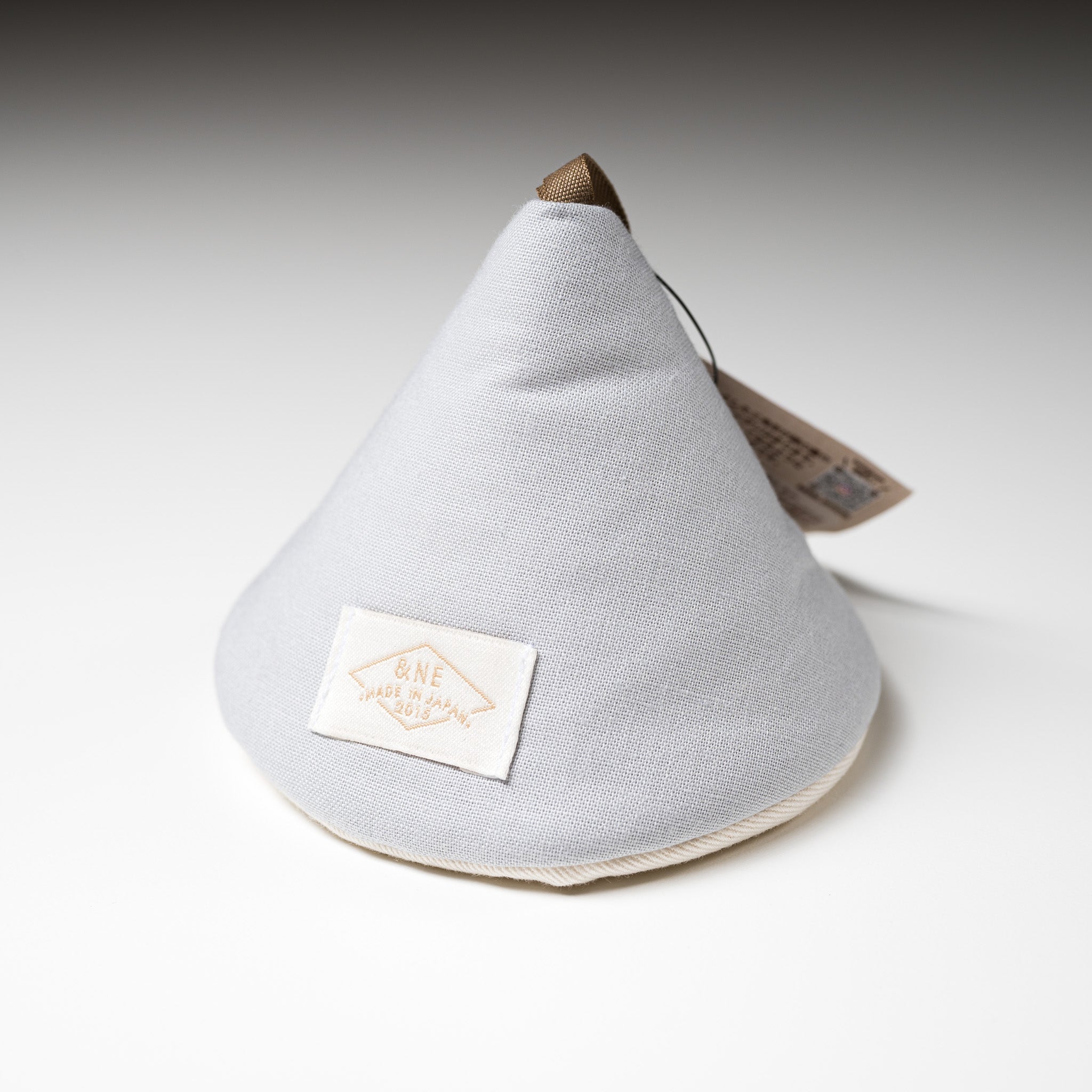 Triangle Cotton Pot Holder - Heat Resistant, 5 Colors - Perfect for Kitchen, Cooking, Baking & BBQ Use
