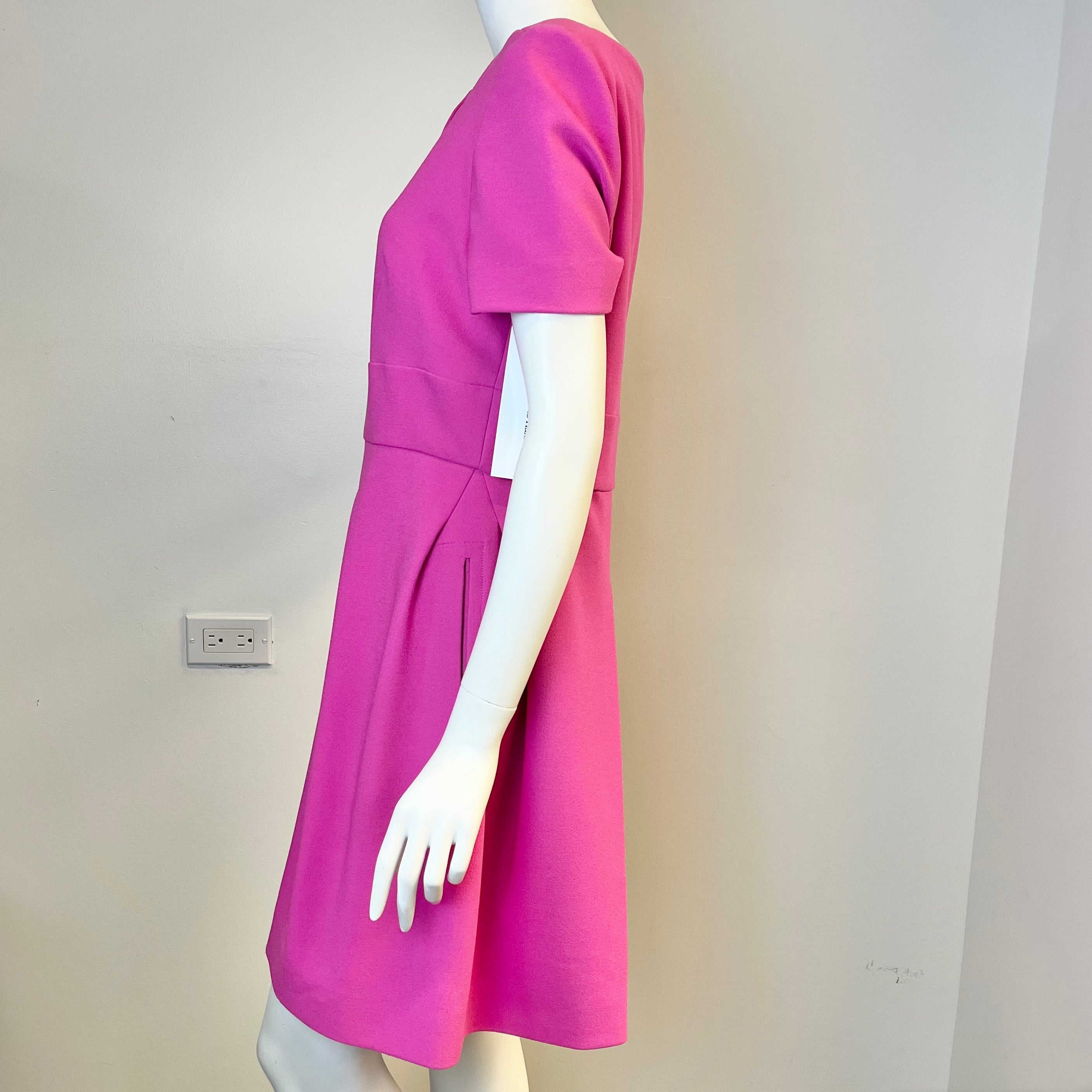 Roland Mouret Women's Designer Dress - Elegant & Stylish for Evening Parties, Weddings & Special Occasions