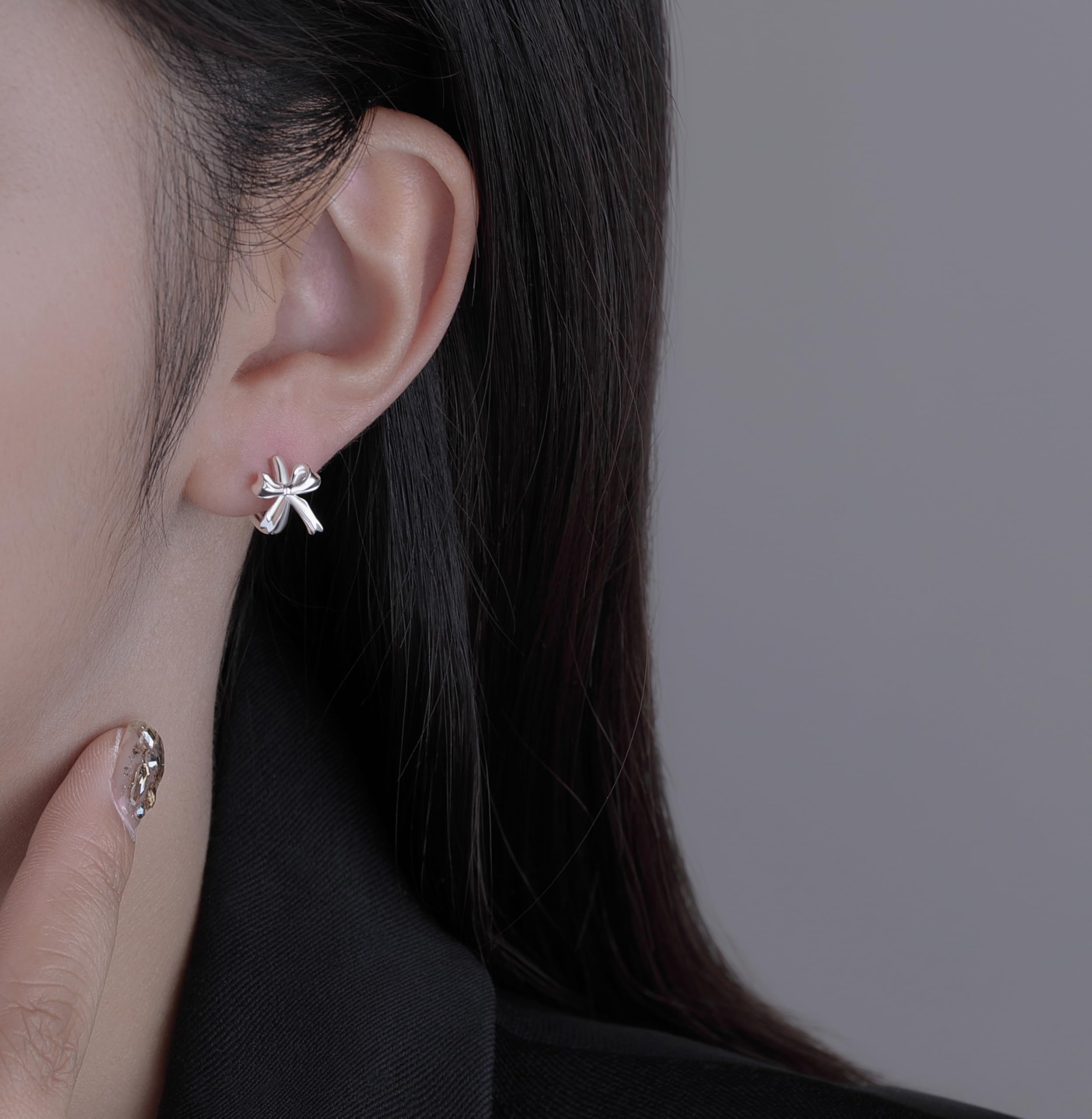 SLUYNZ Sterling Silver Small Bow Hoop Earrings for Women & Teens - Elegant Bow Ribbon Huggie Earrings for Everyday Wear, Parties & Gifts