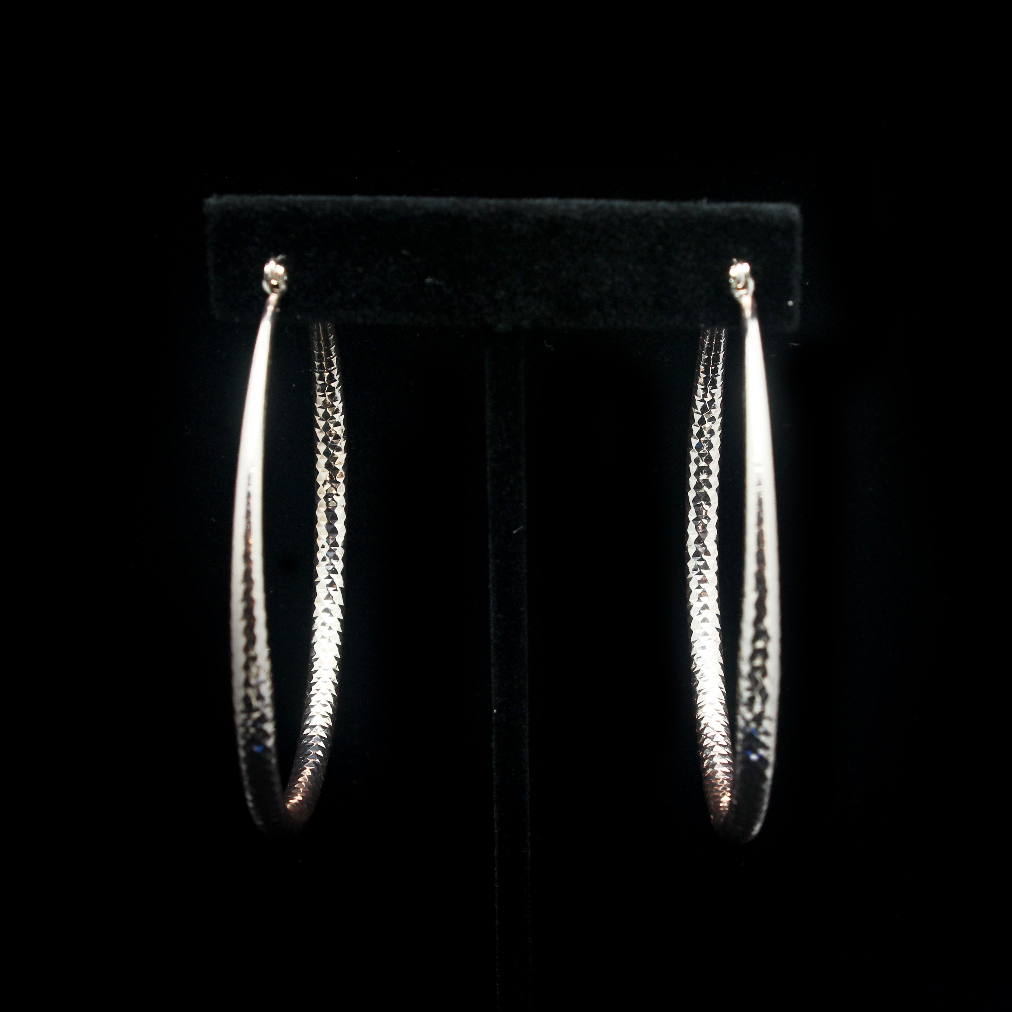 Stylish Large Hoop Earrings for Women - 18K Gold Plated Fashion Statement Jewelry - Perfect for Parties, Weddings & Everyday Wear