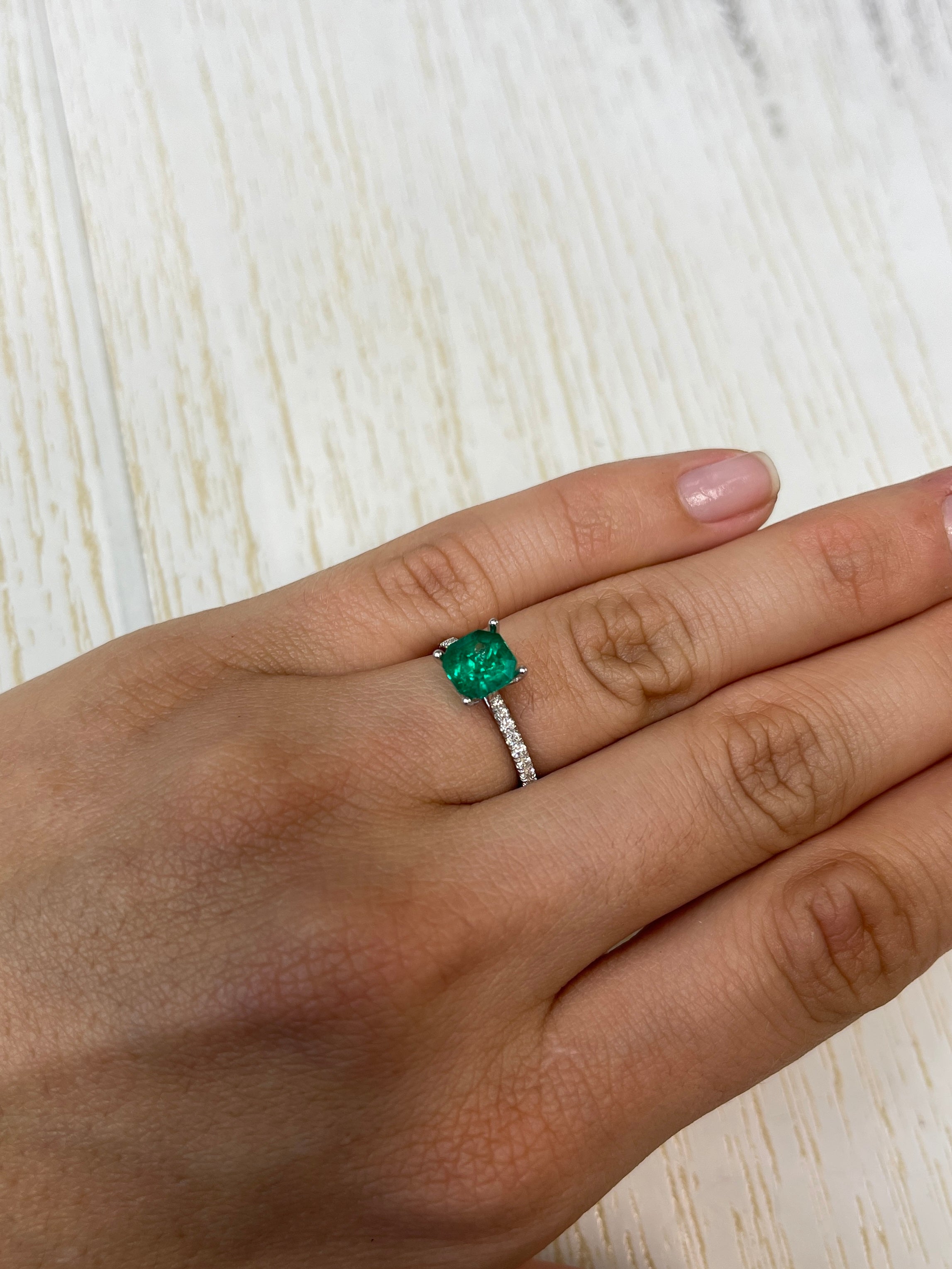 1.78 Carat 7x7mm AAA+ Natural Loose Colombian Emerald Gemstone - Asscher Cut for Jewelry Making, Engagement Rings & Luxury Gifts