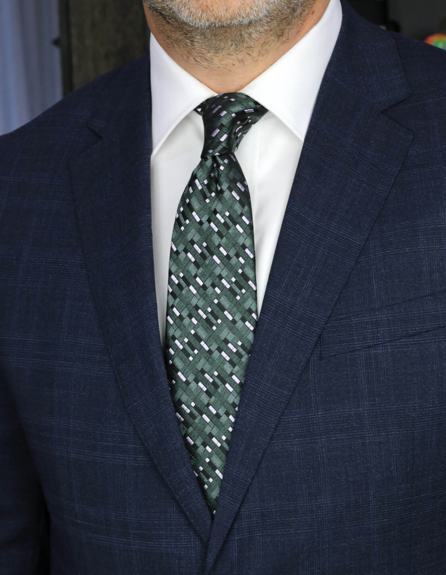 Stylish DÉCLIC Feltre Pattern Tie in Green - Perfect for Business Meetings, Weddings & Formal Occasions