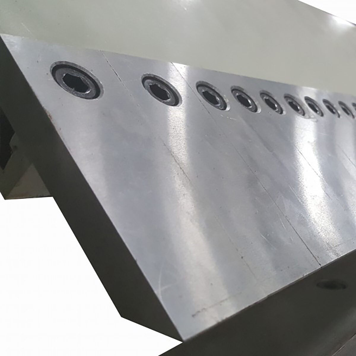 Baileigh Industrial BA9 1000399 BB 4012F Sheet Metal Finger Brake - Perfect for Metal Fabrication, HVAC, and Automotive Repair Workshops