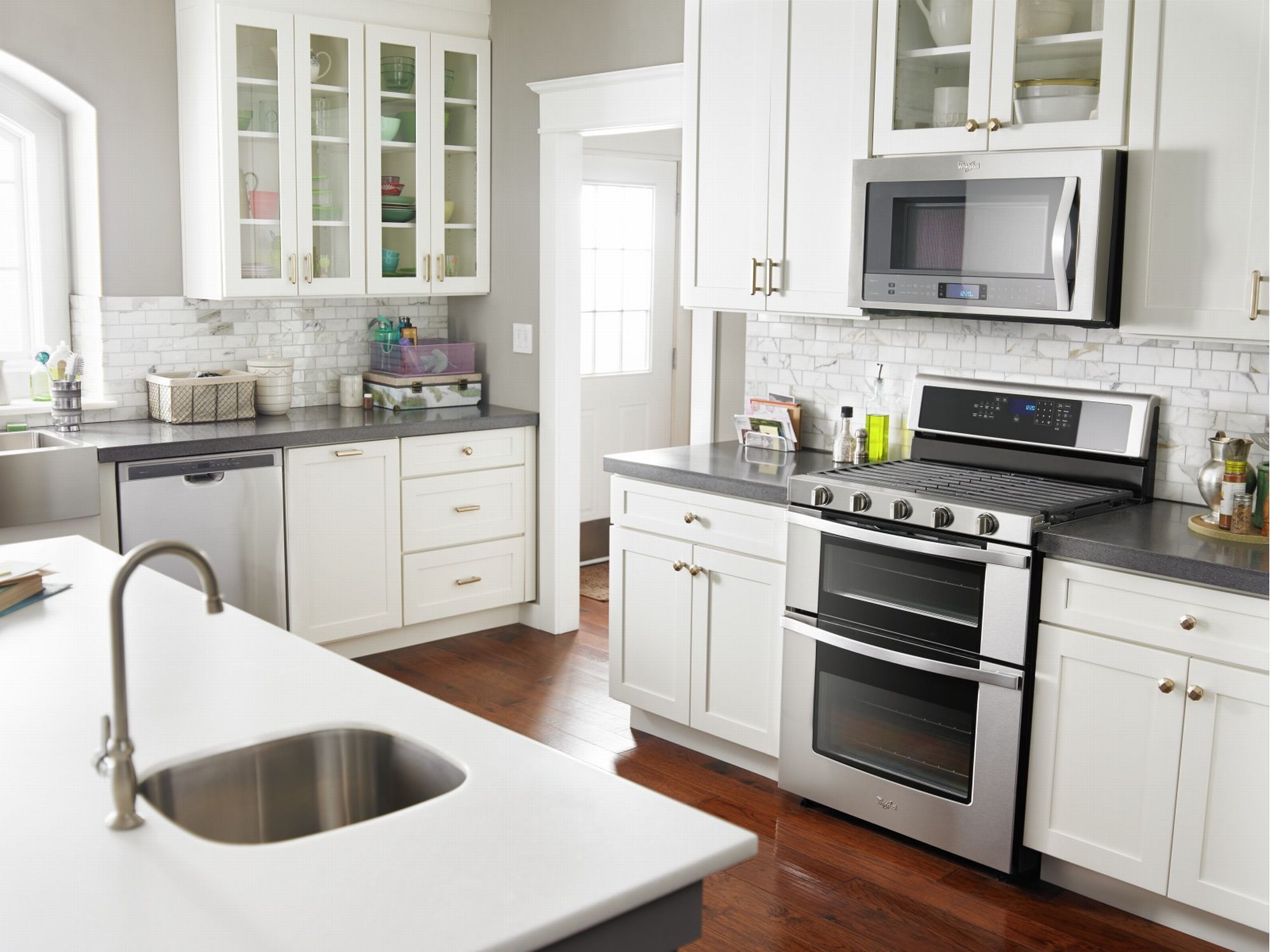 Whirlpool WGG745S0FS 6.0 Cu. Ft. Stainless Steel Double Oven Gas Range - Perfect for Large Family Cooking & Holiday Baking