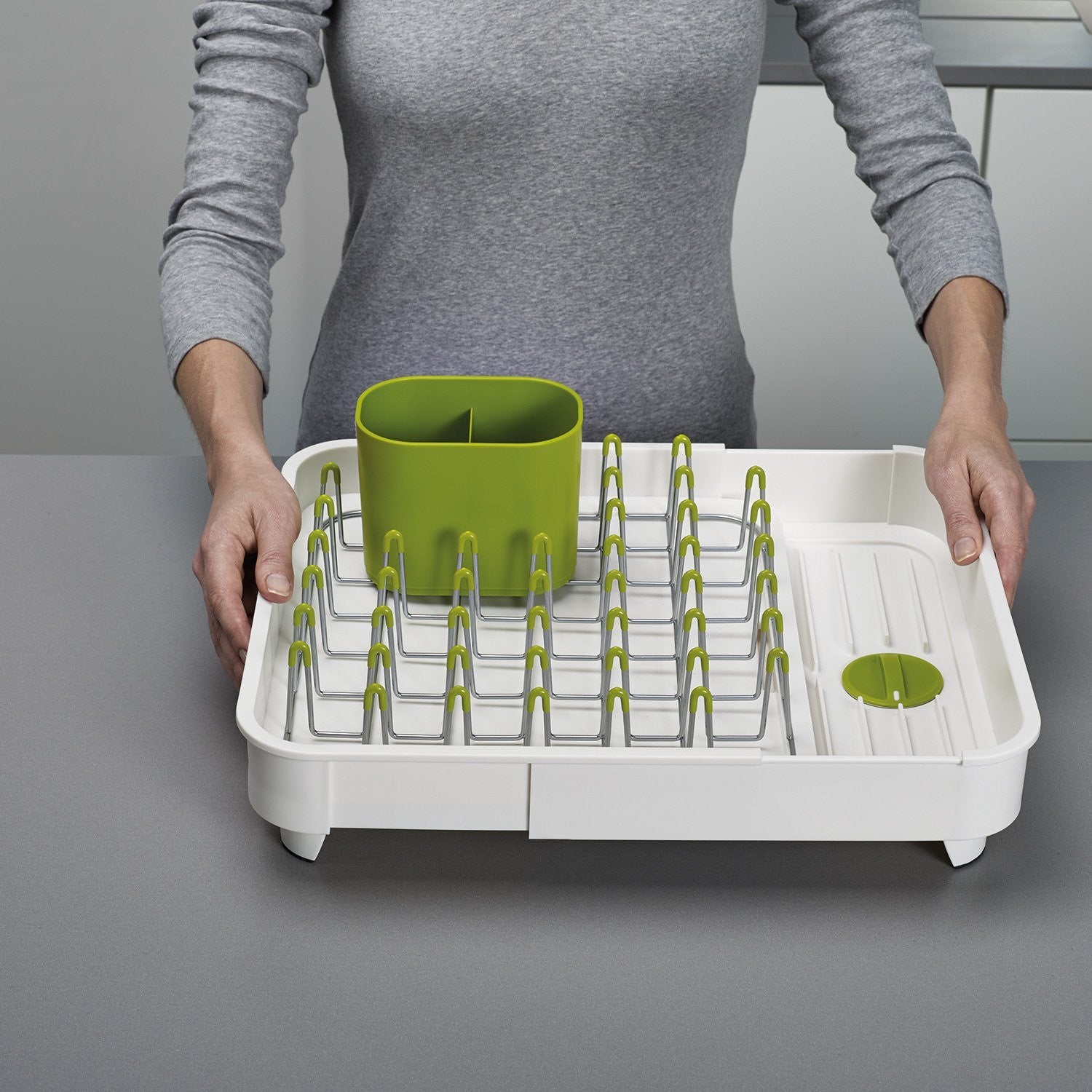 Stainless Steel Extendable Dish Rack - Adjustable Kitchen Counter Drying Rack for Plates, Bowls & Utensils - Space Saving Solution for Small Kitchens & Apartments - Perfect for Dishwashing, Drying & Organizing