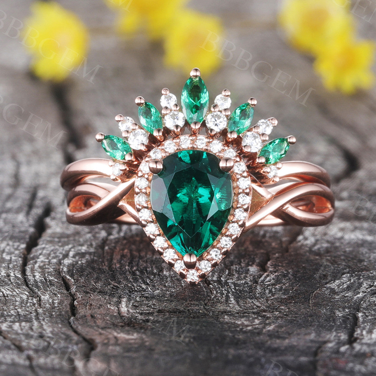 Vintage Pear Shaped Emerald Diamond Engagement Ring Set with Crown Emerald Band - Perfect for Wedding Proposals, Anniversaries & Bridal Jewelry Gifts