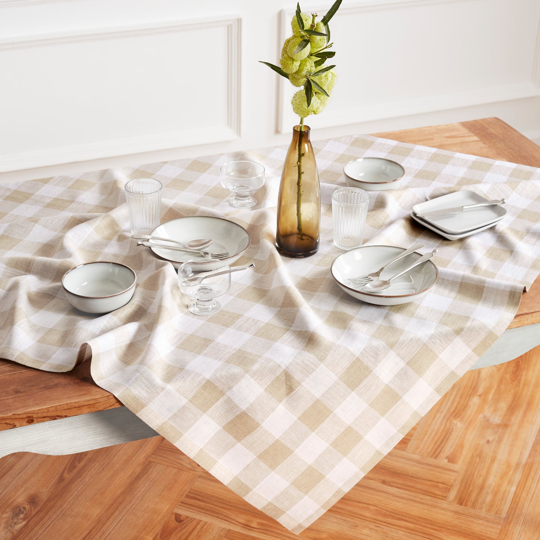 Buffalo Check Table Throw - Soft and Durable Plaid Table Cover for Kitchen, Dining Room, and Picnic - Perfect for Holiday Decor and Outdoor Gatherings