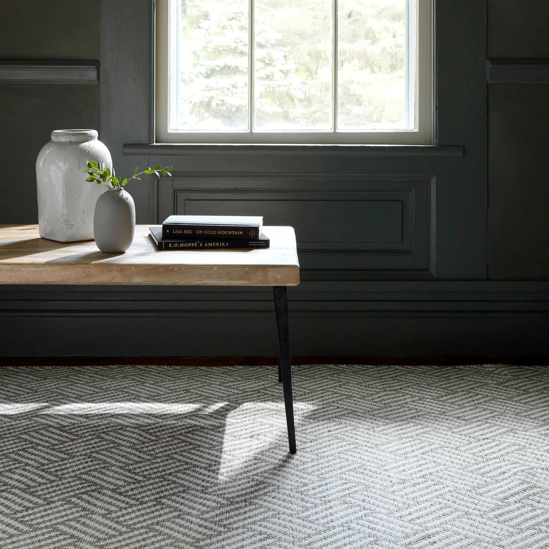 Handwoven Crisscross Indoor/Outdoor Area Rug - Platinum | Perfect for Living Room, Patio, or Bedroom Decor