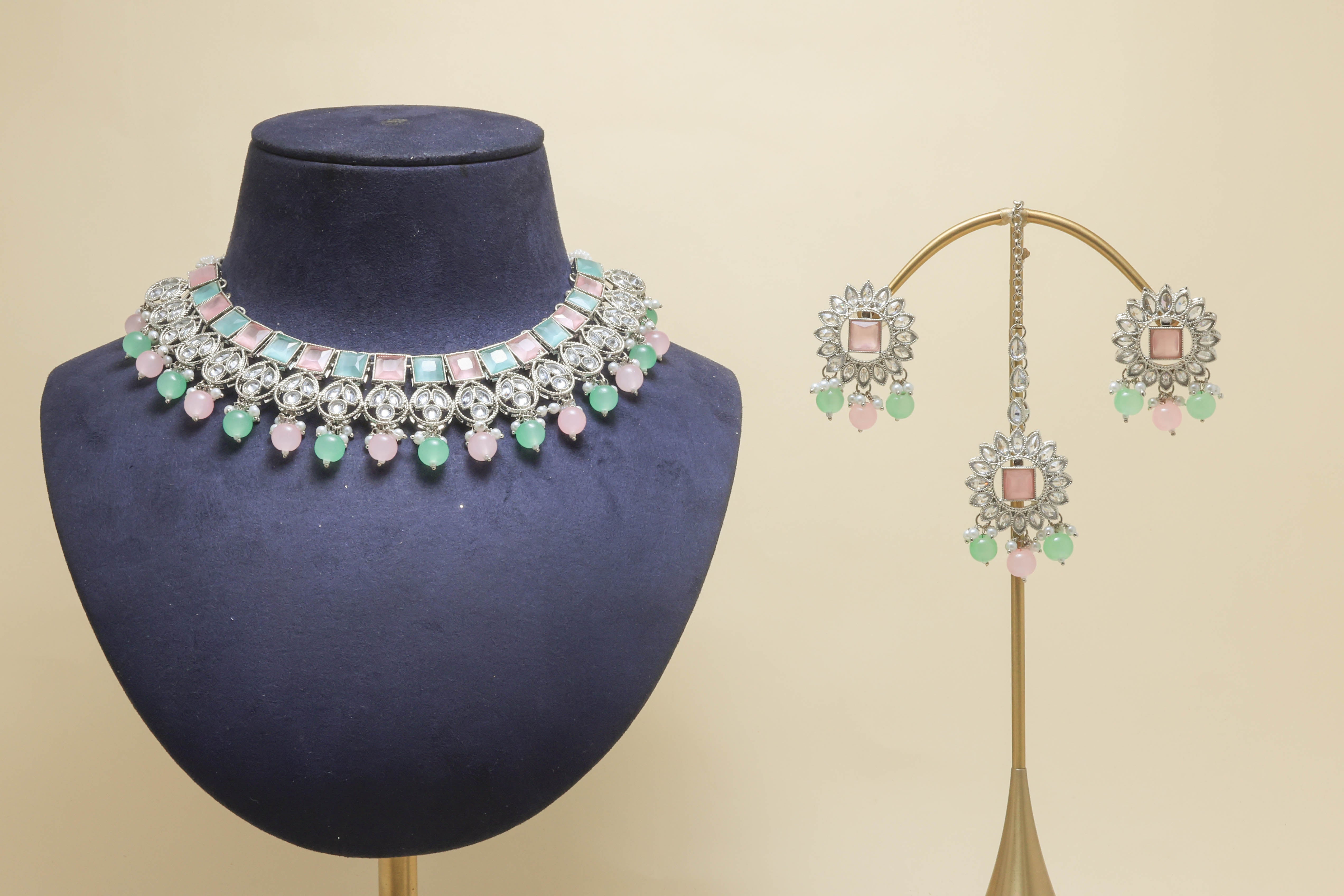 VANITA Polki Full Set Jewelry - Exquisite Indian Bridal Necklace Set with Earrings for Weddings, Parties & Special Occasions