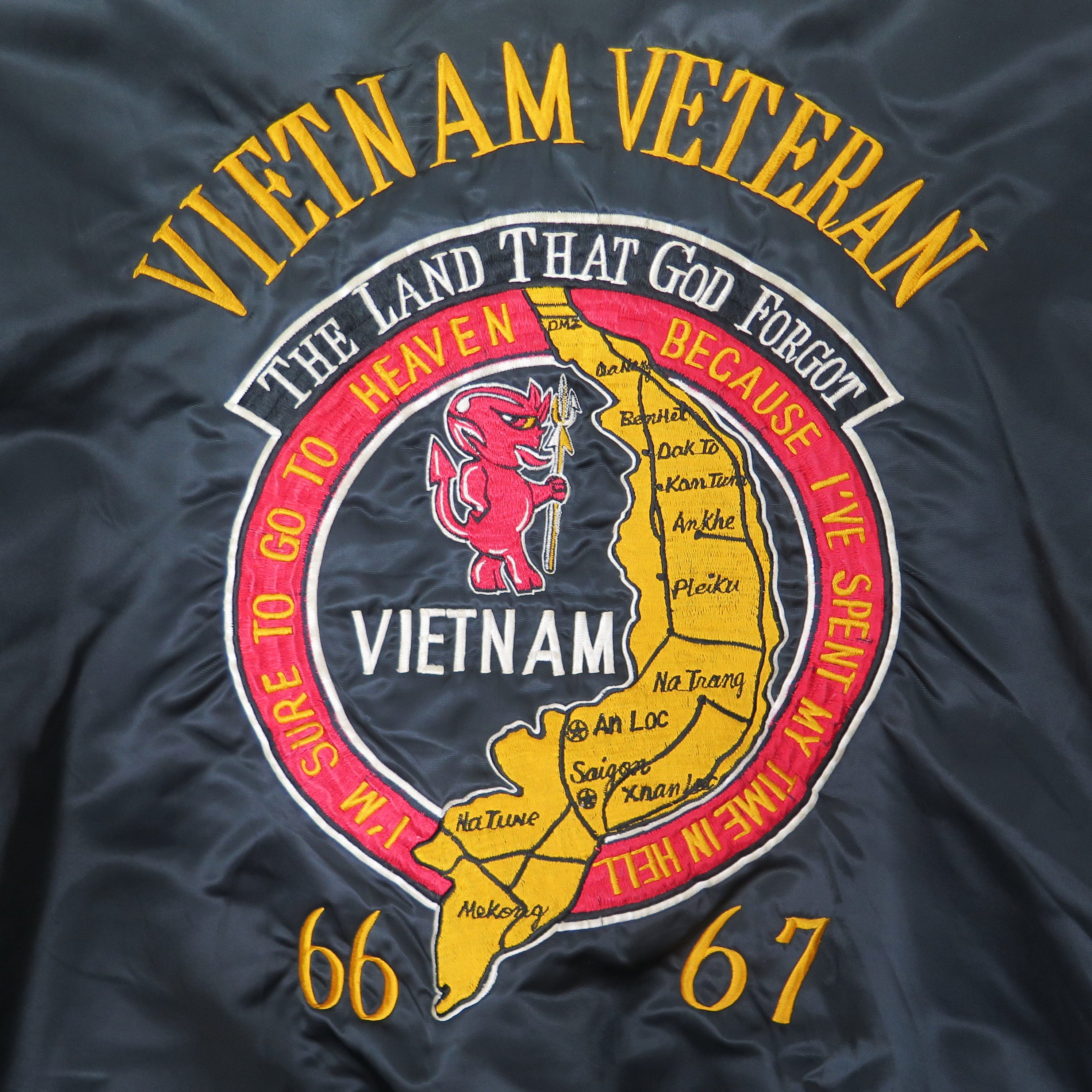 Vietnam Veteran USMC 1966/67 Tour Bomber Jacket - 1st Marine Division Souvenir - Size Large - Military Collectible & Patriotic Gift for Veterans Day, Memorial Day, and Historical Reenactments