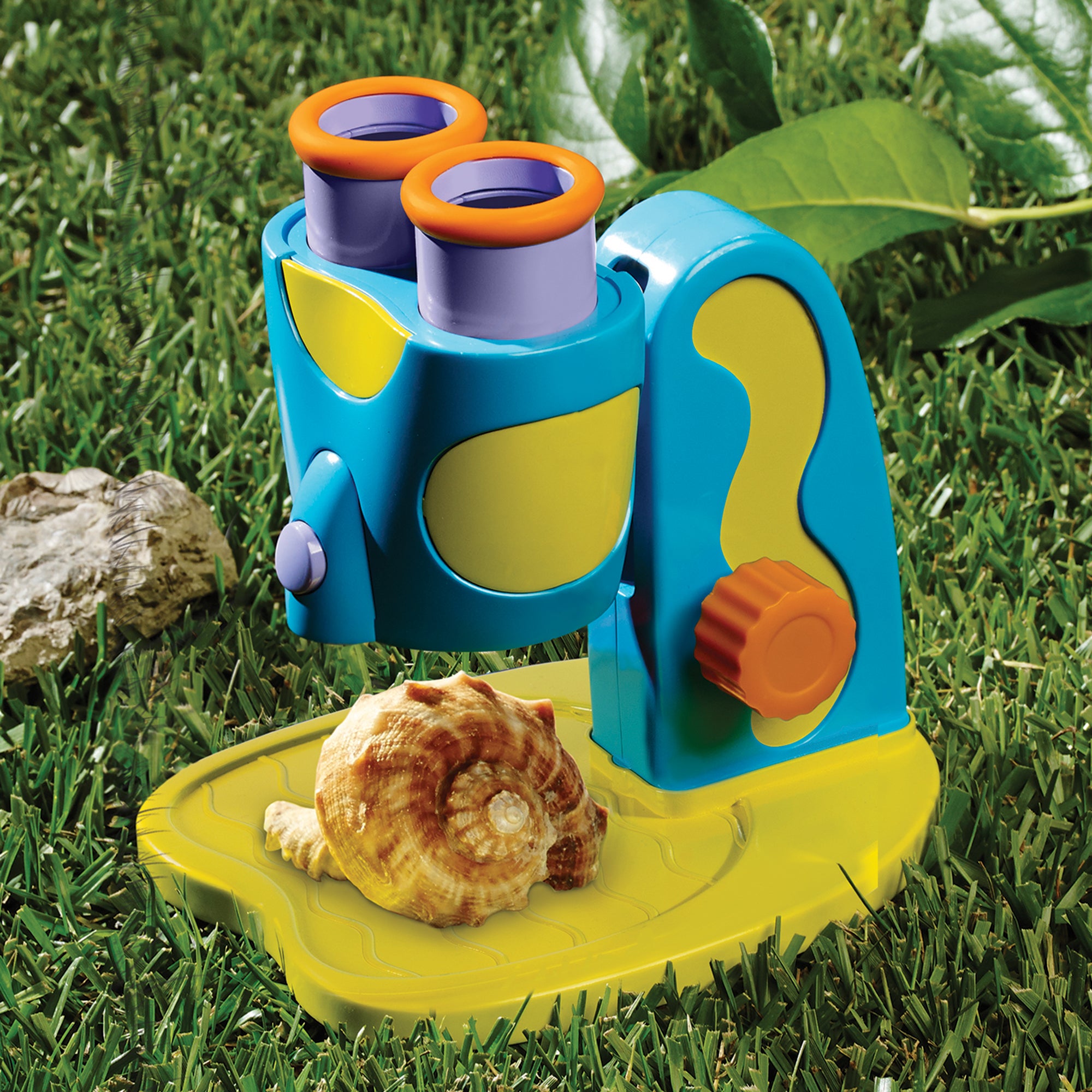 Educational Insights GeoSafari Jr. My First Microscope - STEM Learning Toy for Kids Ages 3+, Preschool Science Exploration, Magnifying Glass for Early Childhood Education - Perfect for Home & Classroom Science Activities