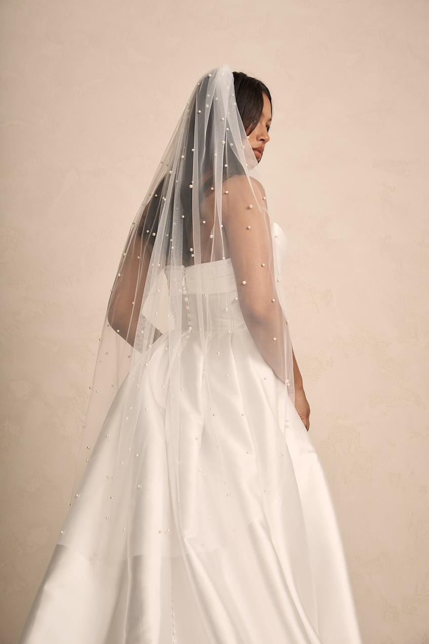 Elegant Short Pearl Veil for Brides - Perfect for Weddings, Prom, and Formal Events