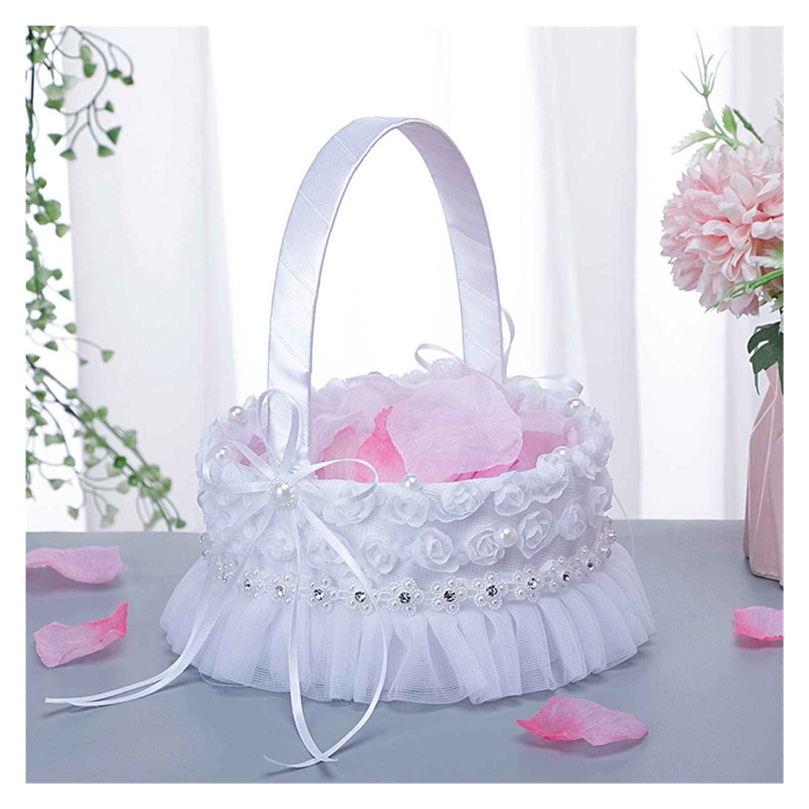 White Lace Heart-Shaped Bridesmaid Flower Basket - Wedding Party Decorations - Elegant Handheld Bouquet Holder for Bridal Showers, Ceremonies & Photo Props (One Size)