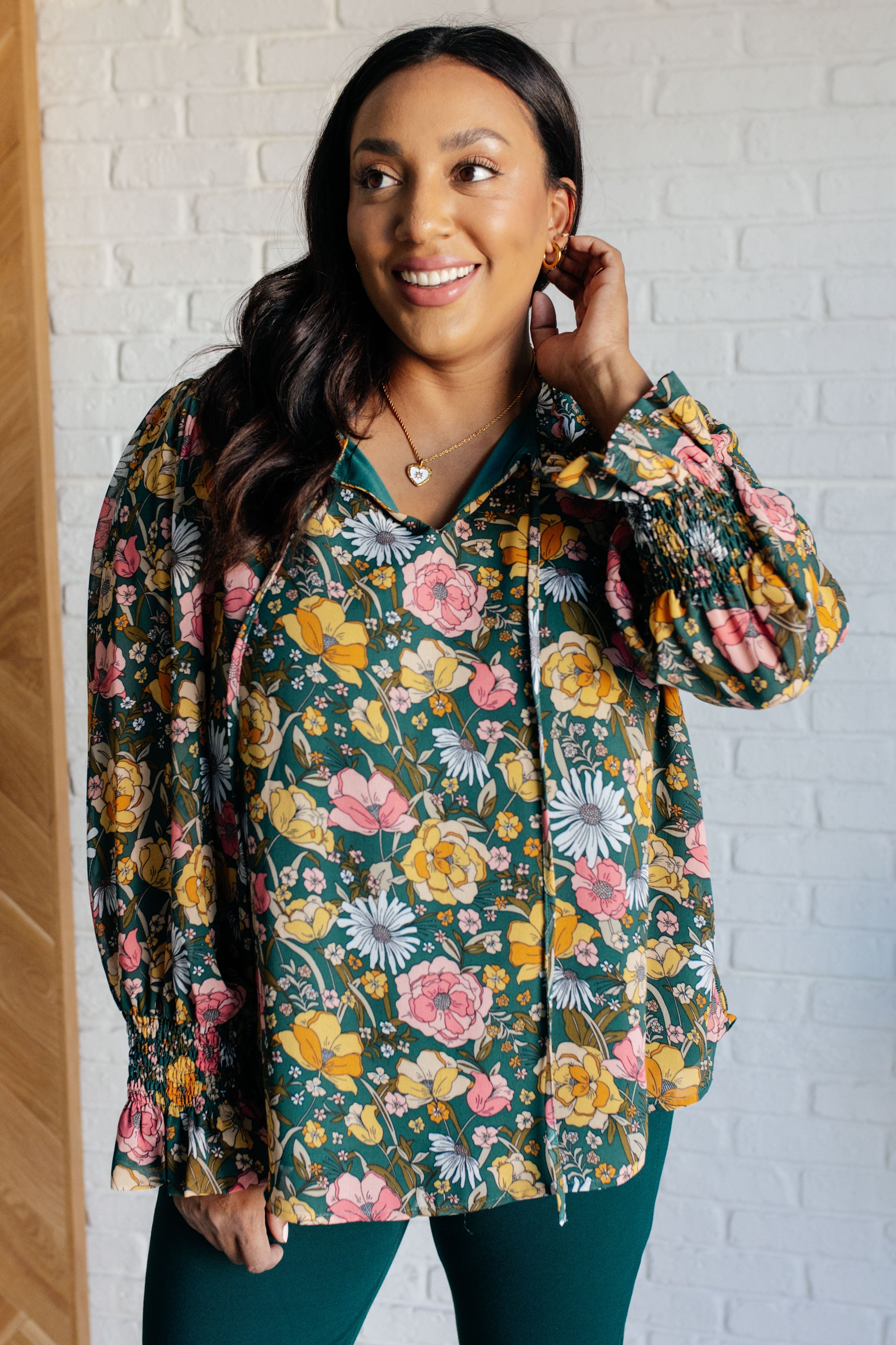 Floral Blouse for Women - Elegant Flowy Tops with Feminine Floral Print | Perfect for Spring, Summer, Office Wear & Casual Outfits