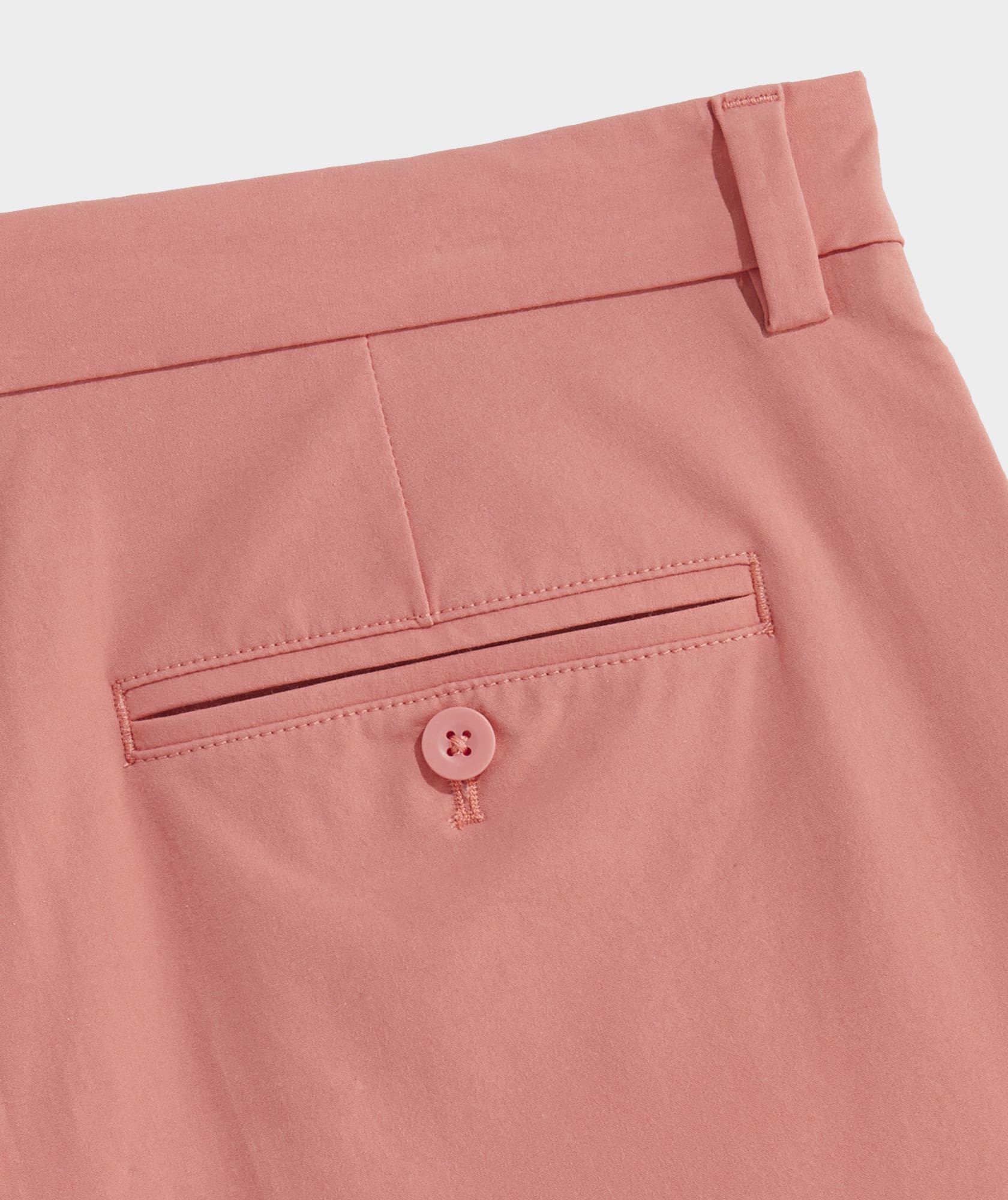Vineyard Vines Men's 9 Inch On-The-Go Shorts - Comfortable Stretch Swim & Casual Shorts for Beach, Pool, Vacation & Outdoor Activities
