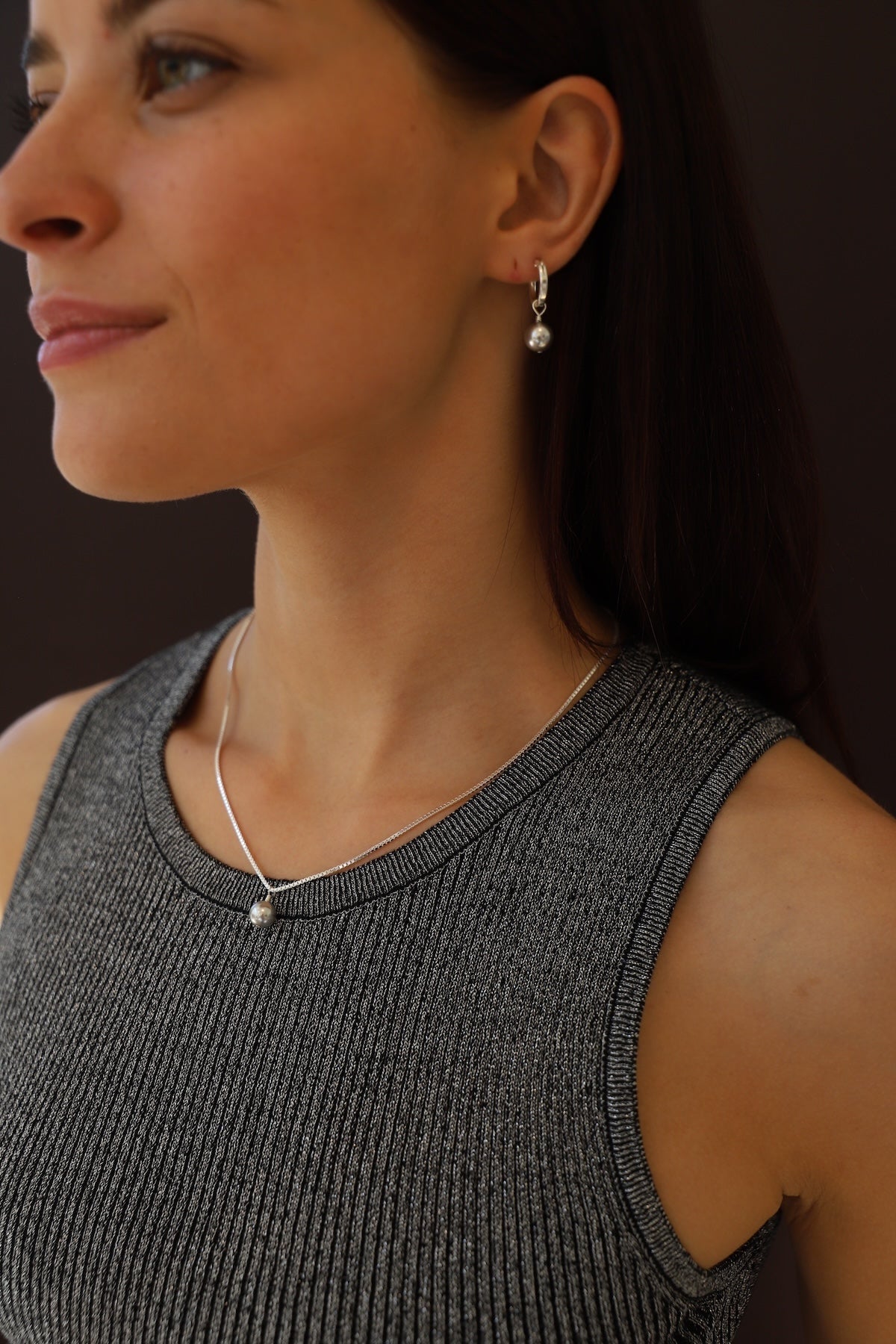 Elegant Metallic Silver Pearl Necklace for Women - Perfect for Weddings, Parties & Special Occasions