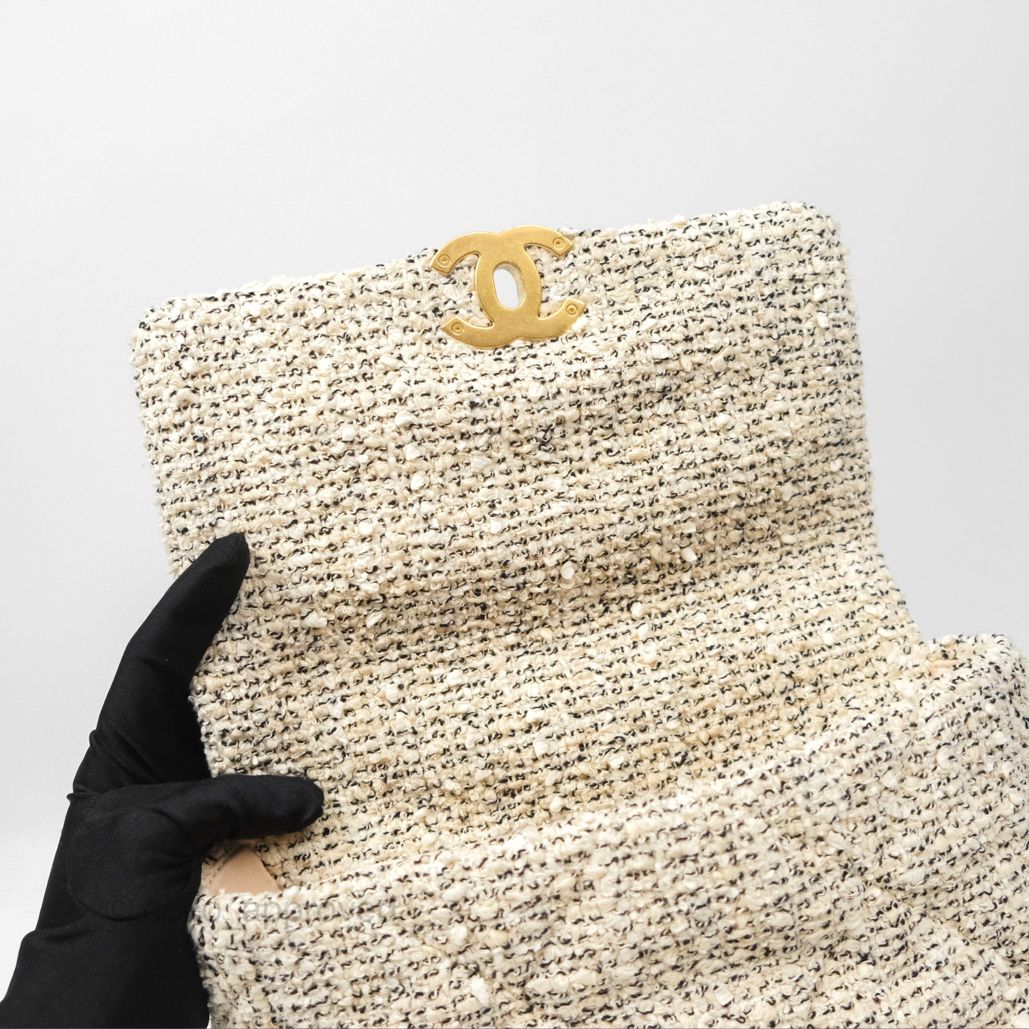 Chanel 19 Small Tweed Handbag in Oreo Cream with Mixed Hardware - Perfect for Work, Travel & Luxury Fashion Accessories
