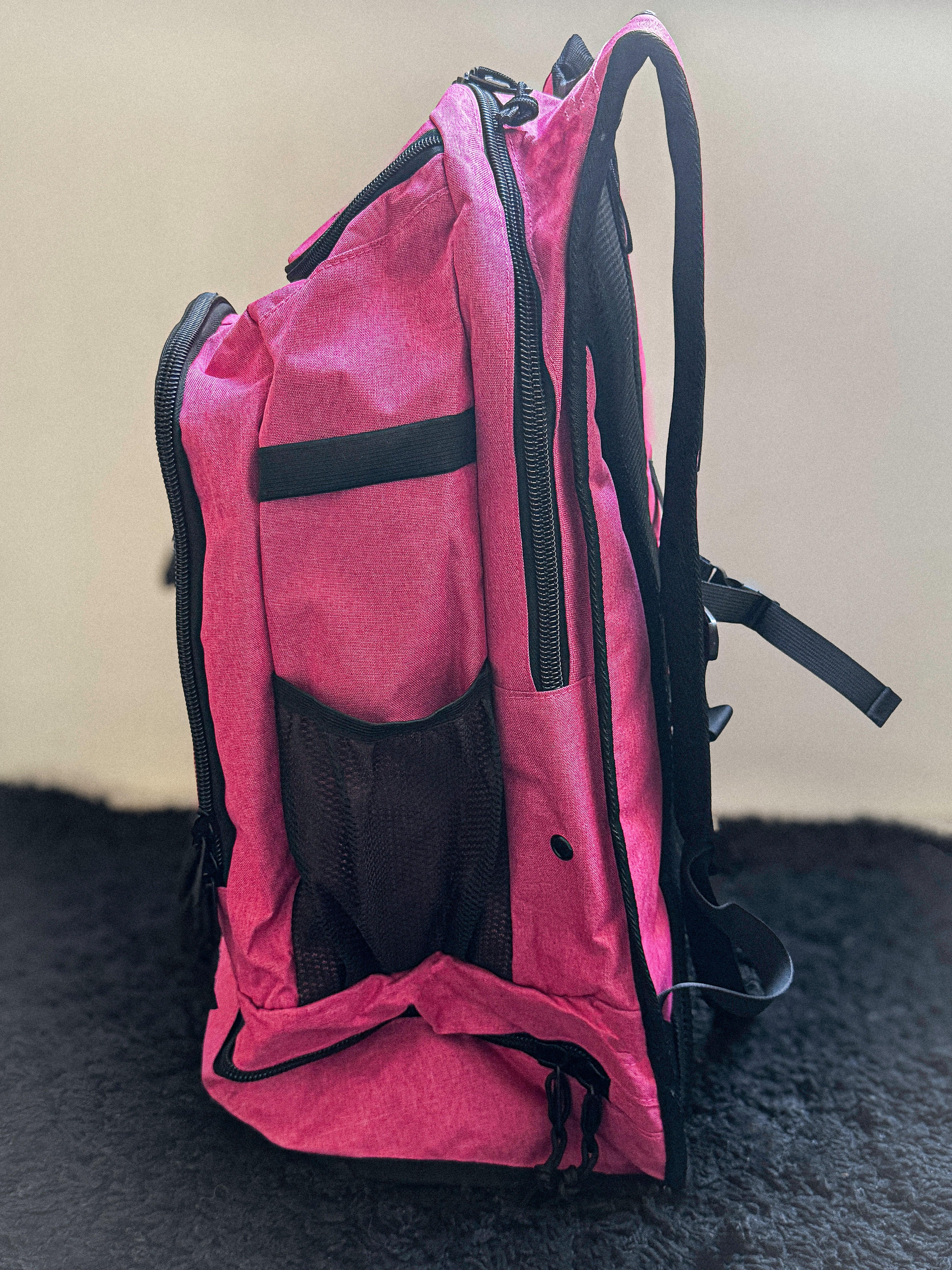 OCEANMAN Waterproof Travel Backpack Pink - Lightweight Hiking Daypack for Women & Men, Perfect for Outdoor Adventures, Gym, School & Commuting