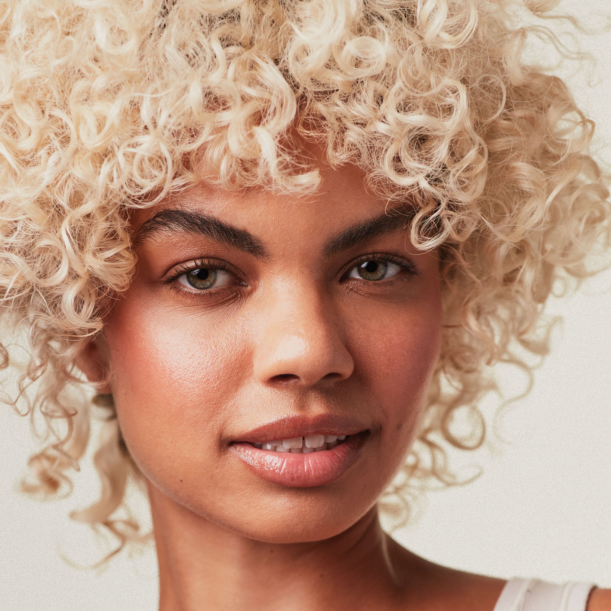 Platinum Blonde Violet Conditioner for Blonde & Silver Hair - Tones Brassiness & Enhances Shine | Perfect for Color-Treated & Bleached Hair Care Routine