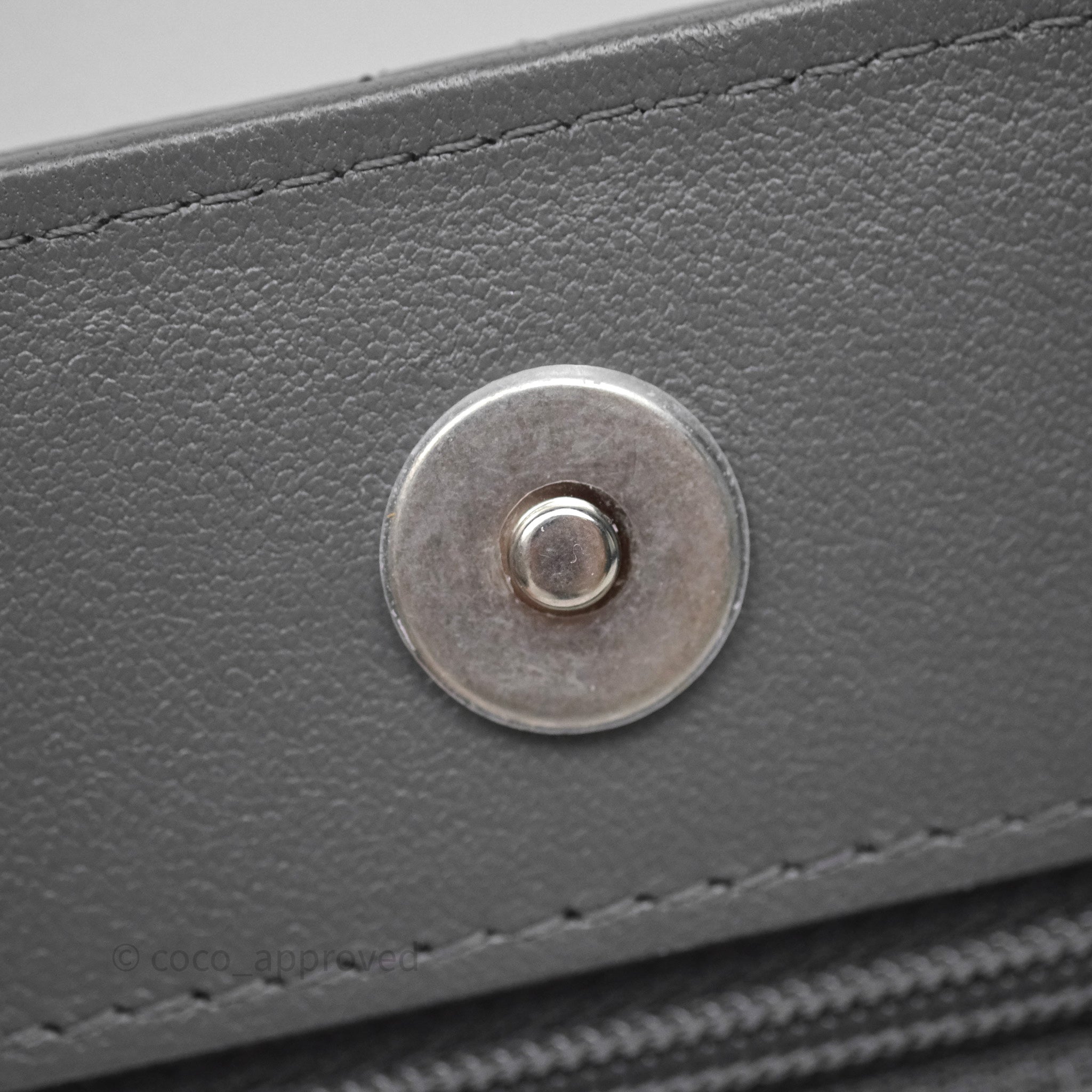 Chanel 19 Wallet on Chain WOC Grey Lambskin Mixed Hardware - Luxury Crossbody Bag for Women, Perfect for Evening Out & Daily Use