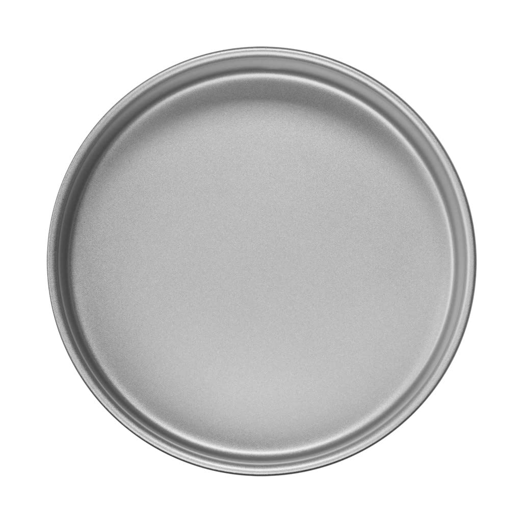 Cuisinart 9-Inch Round Cake Pan - Non-Stick Bronze Baking Pan for Perfect Cakes, Cupcakes & Desserts - Ideal for Birthday, Wedding & Holiday Baking