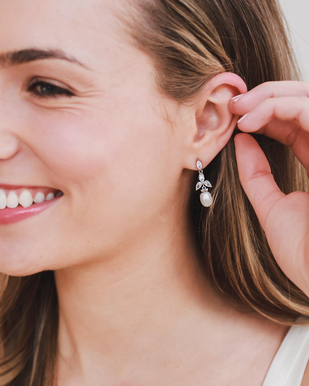 Olivia Freshwater Pearl & Cubic Zirconia Earrings for Women - Elegant Dangle Drop Earrings for Wedding, Party & Special Occasions