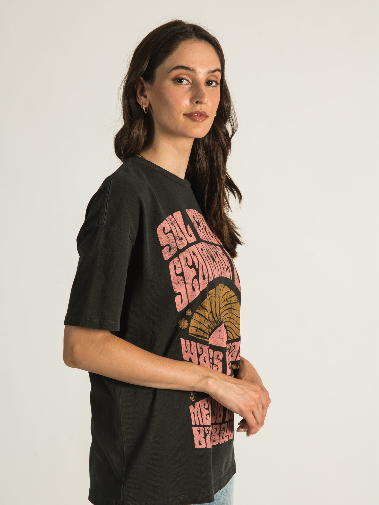BILLABONG SOL CHASER T-SHIRT - Men's Graphic Tee for Surfing & Beach Lifestyle | Summer Casual Wear & Clearance Sale