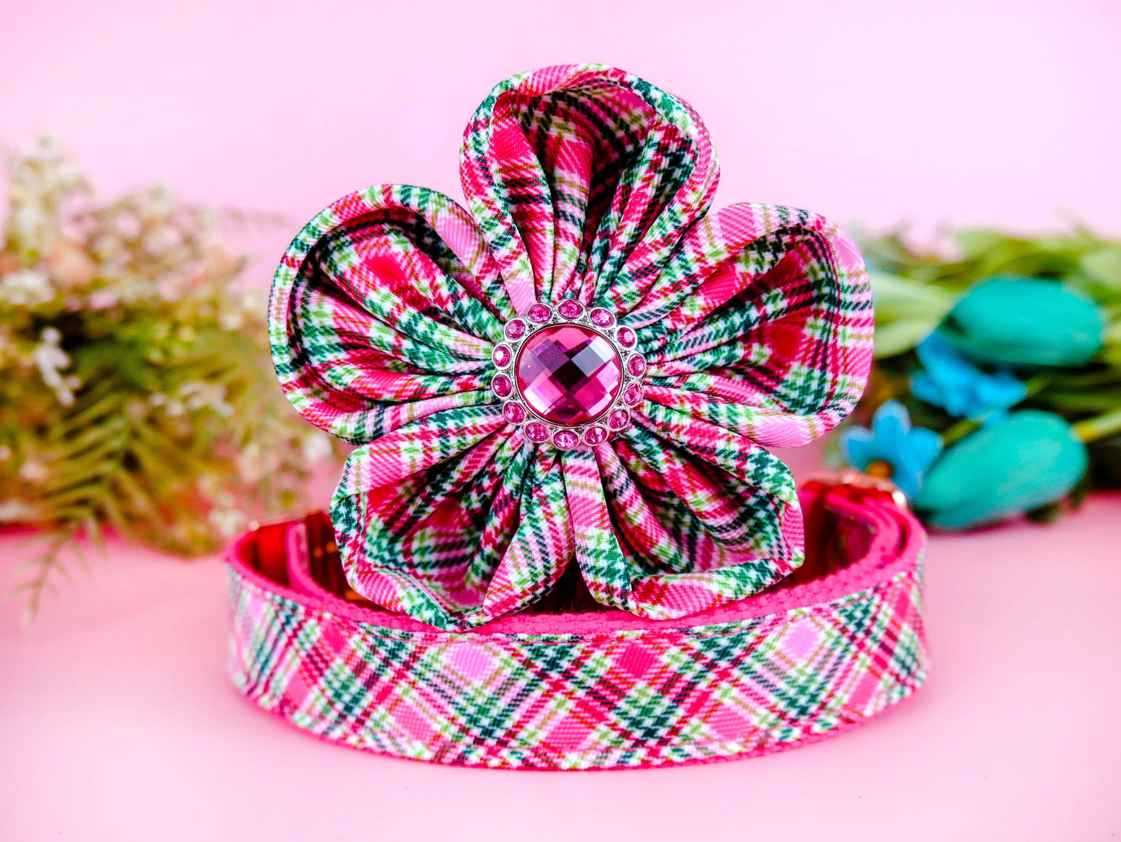 Floral Dog Collar - Plaid Pattern for Summer & Spring - Perfect for Outdoor Walks, Pet Photos & Special Occasions