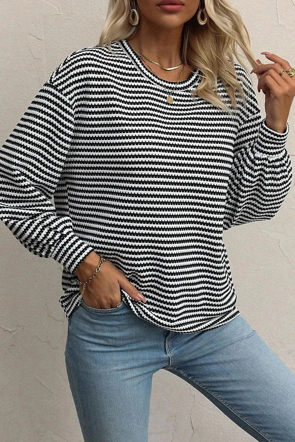 Stylish Striped Long Sleeve Tops for Women - Fashionable Casual & Office Wear - Perfect for Layering in Fall/Winter