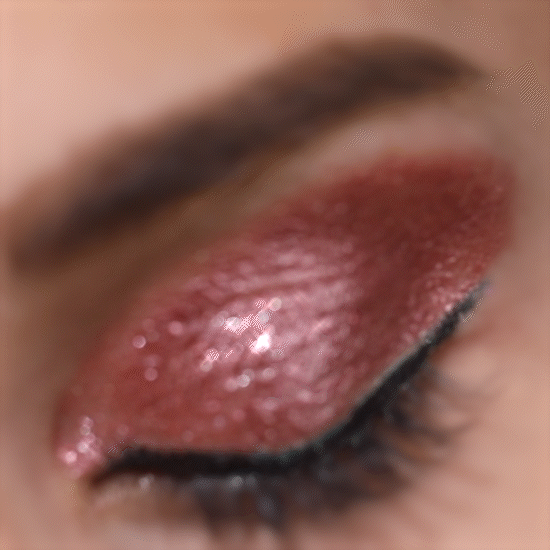 Diamond Daze Liquid Shadow (028, Chill) - Long-Lasting Metallic Eyeshadow for Stunning Eye Makeup - Perfect for Parties, Date Nights & Special Occasions